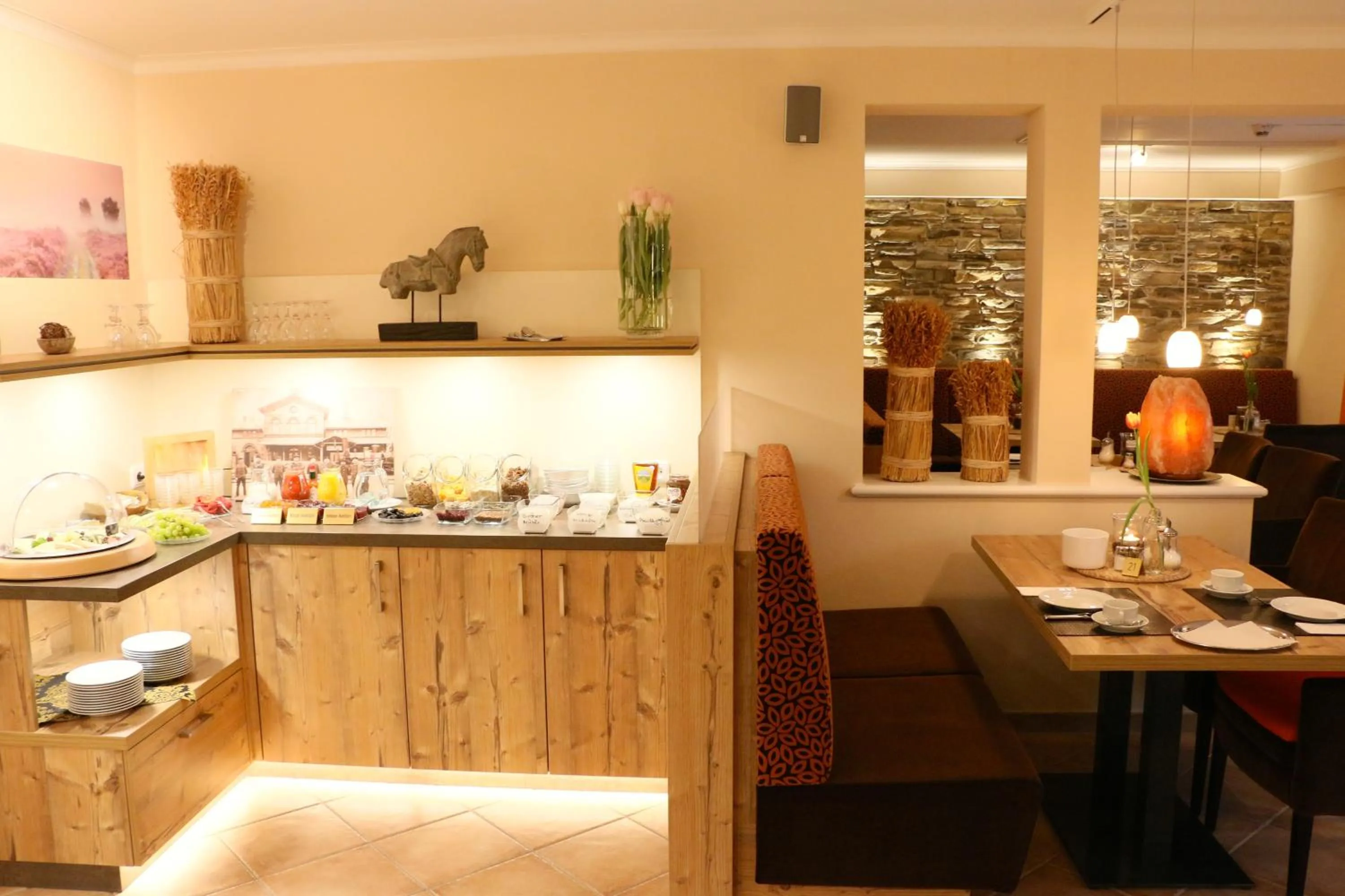 Restaurant/places to eat in Hotel Pension Fortuna