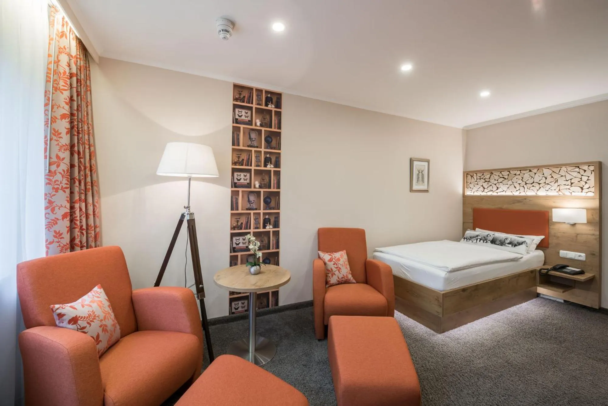 Photo of the whole room, Bed in Hotel Pension Fortuna