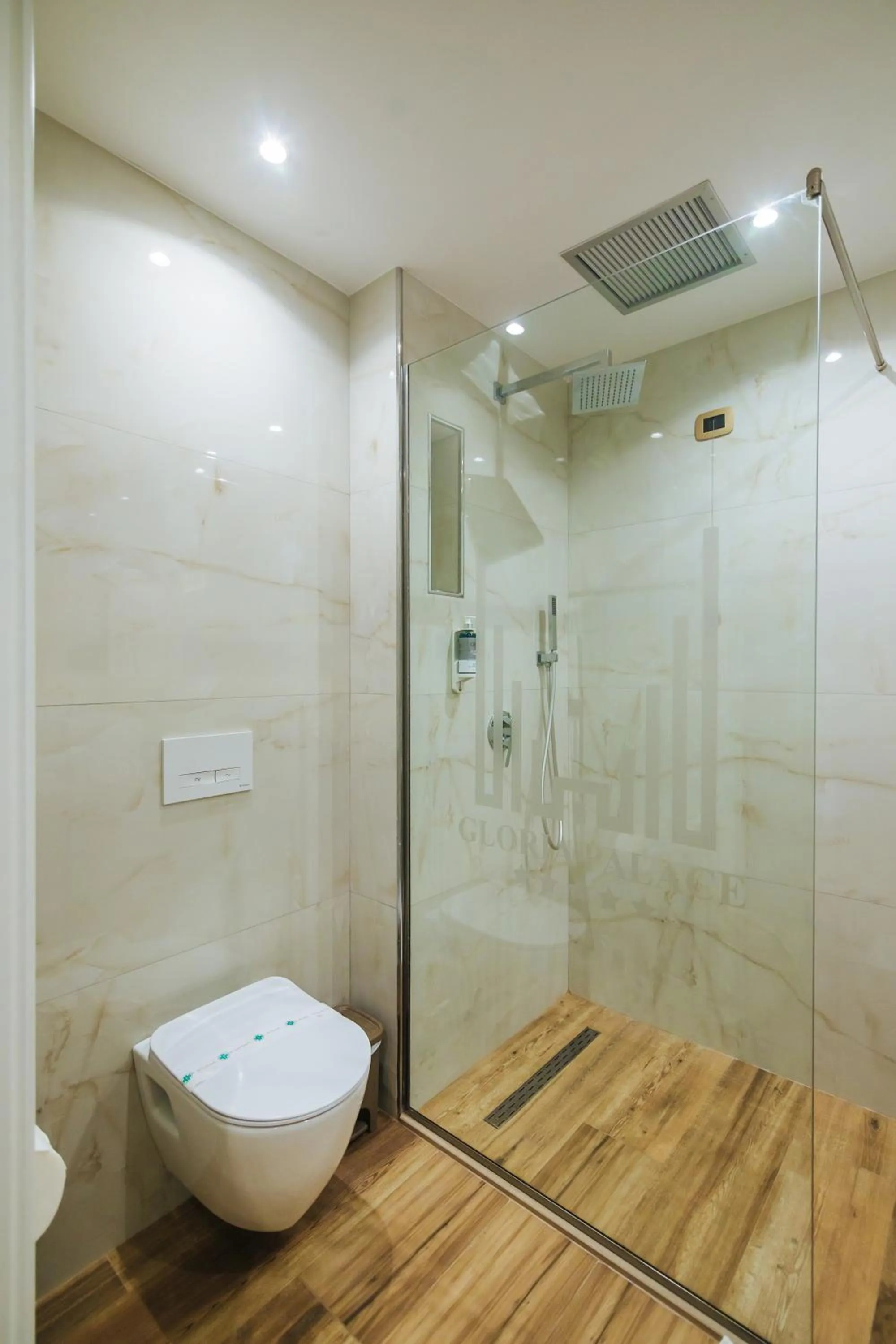 Shower in Gloria Palace Hotel & SPA