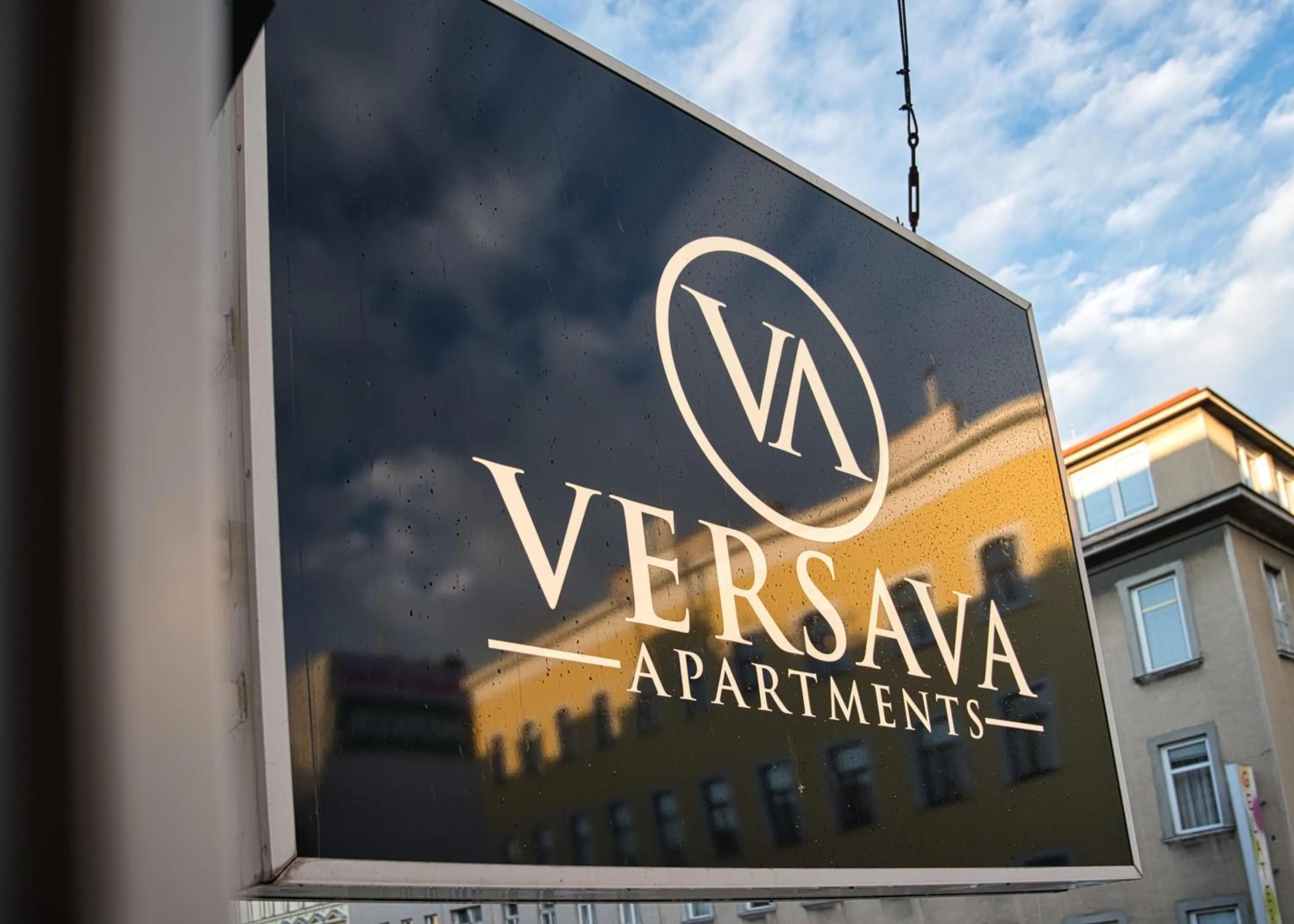 Property logo or sign in Versava Apartments
