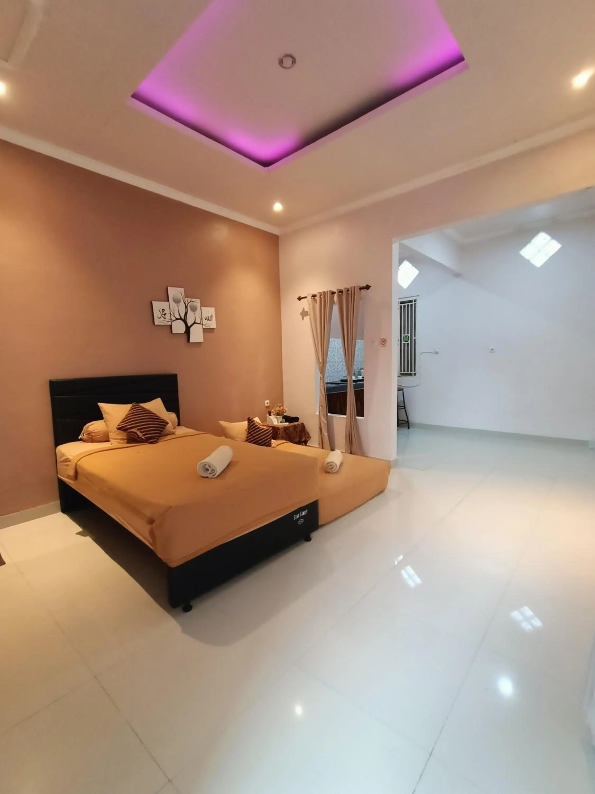 Bedroom, Bed in Bis homestay