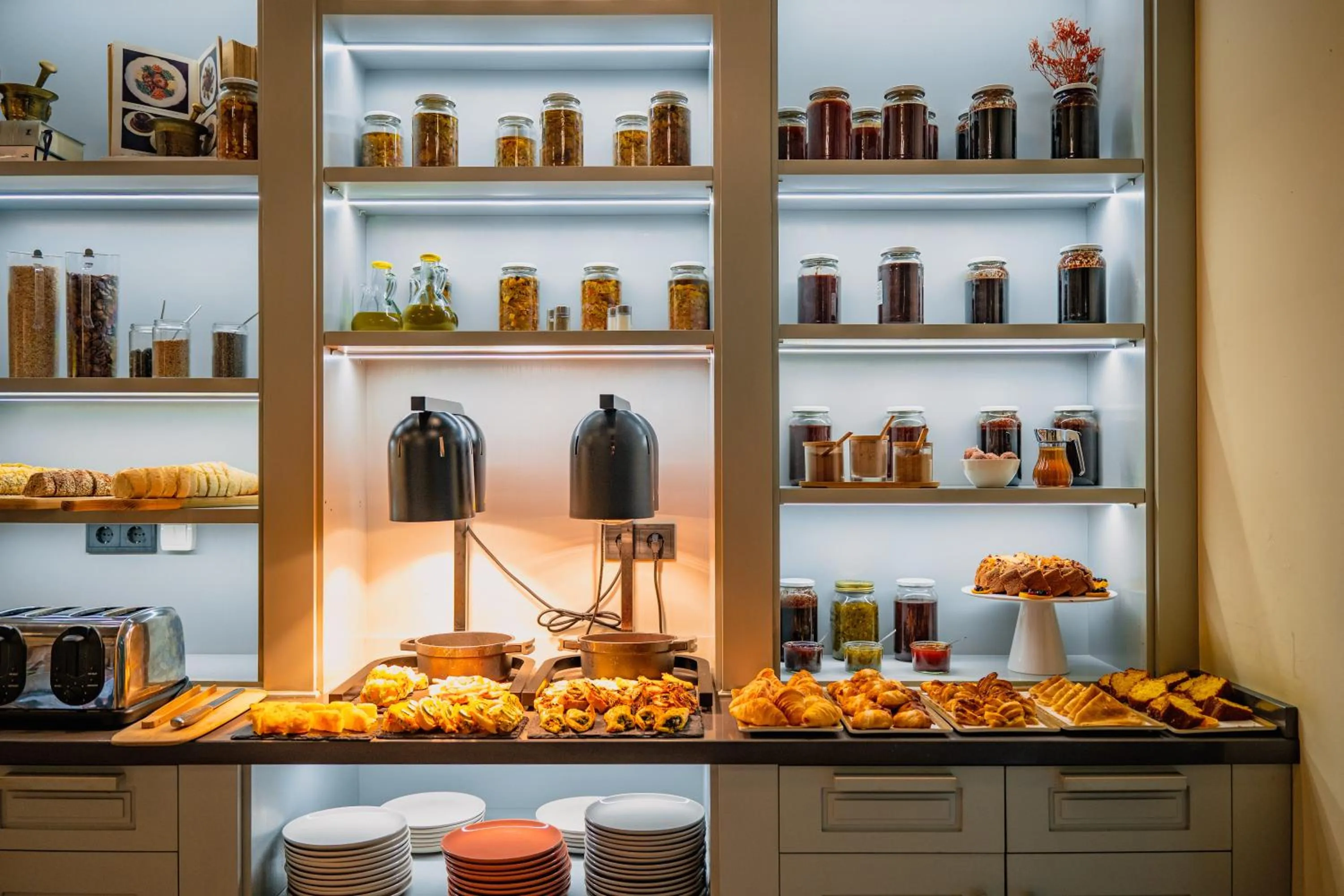 Coffee/tea facilities in Joya del Casco Boutique Hotel by Shiadu