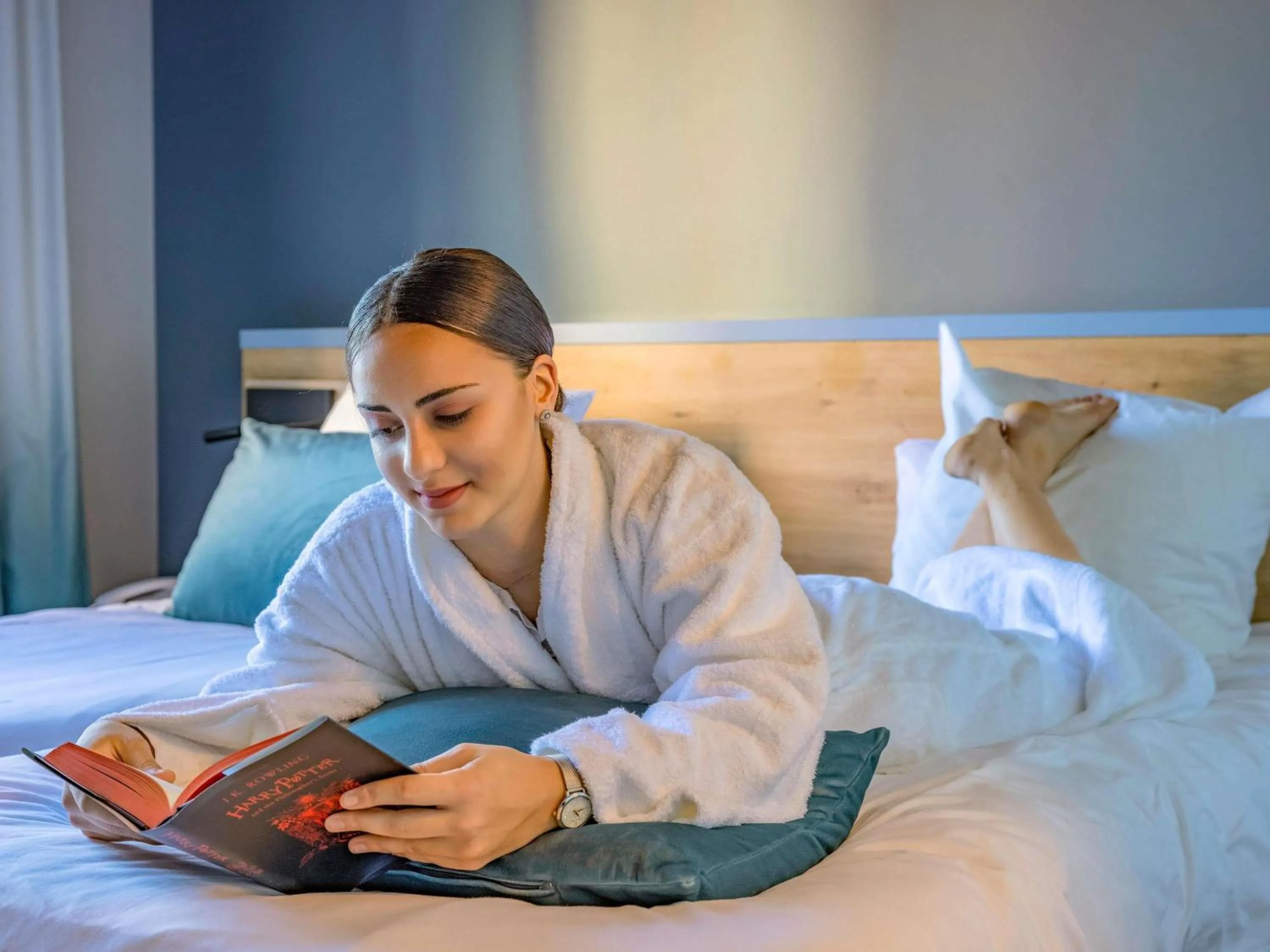 Bedroom, Bed in Mercure Lyon Est Villefontaine