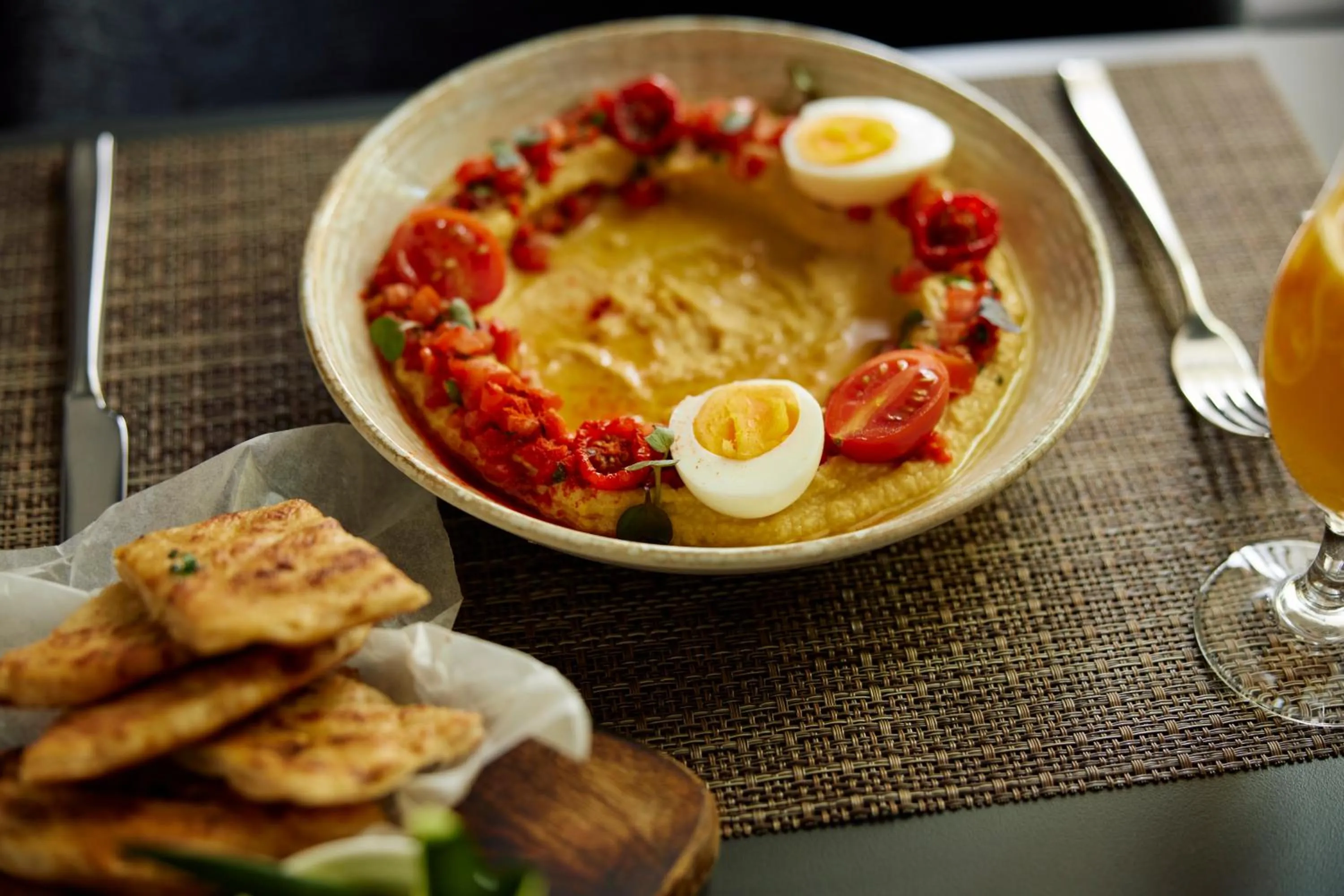 Food and drinks in Hotel Mona Plaza