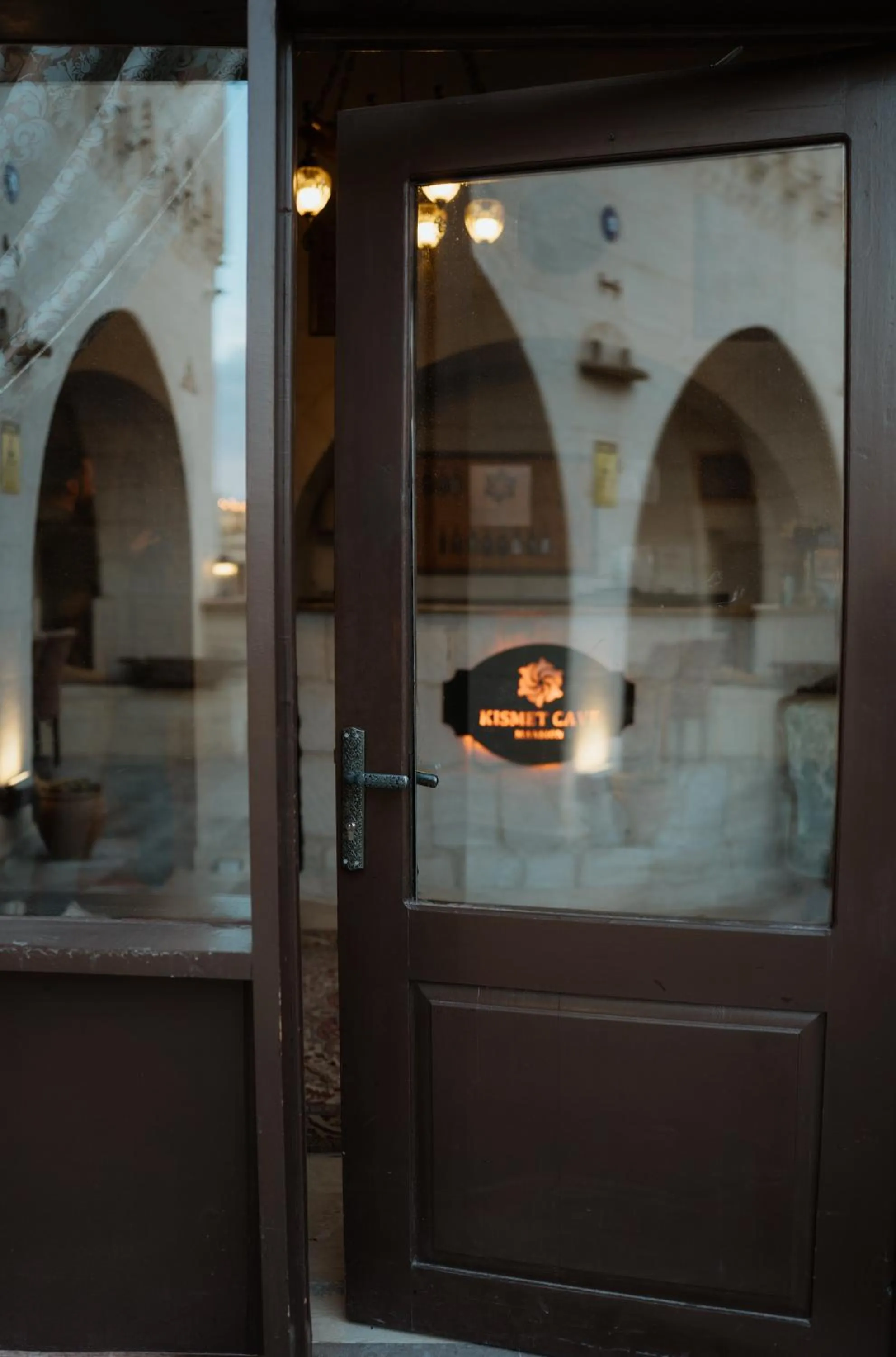 Lobby or reception in Kismet Cave Mansion
