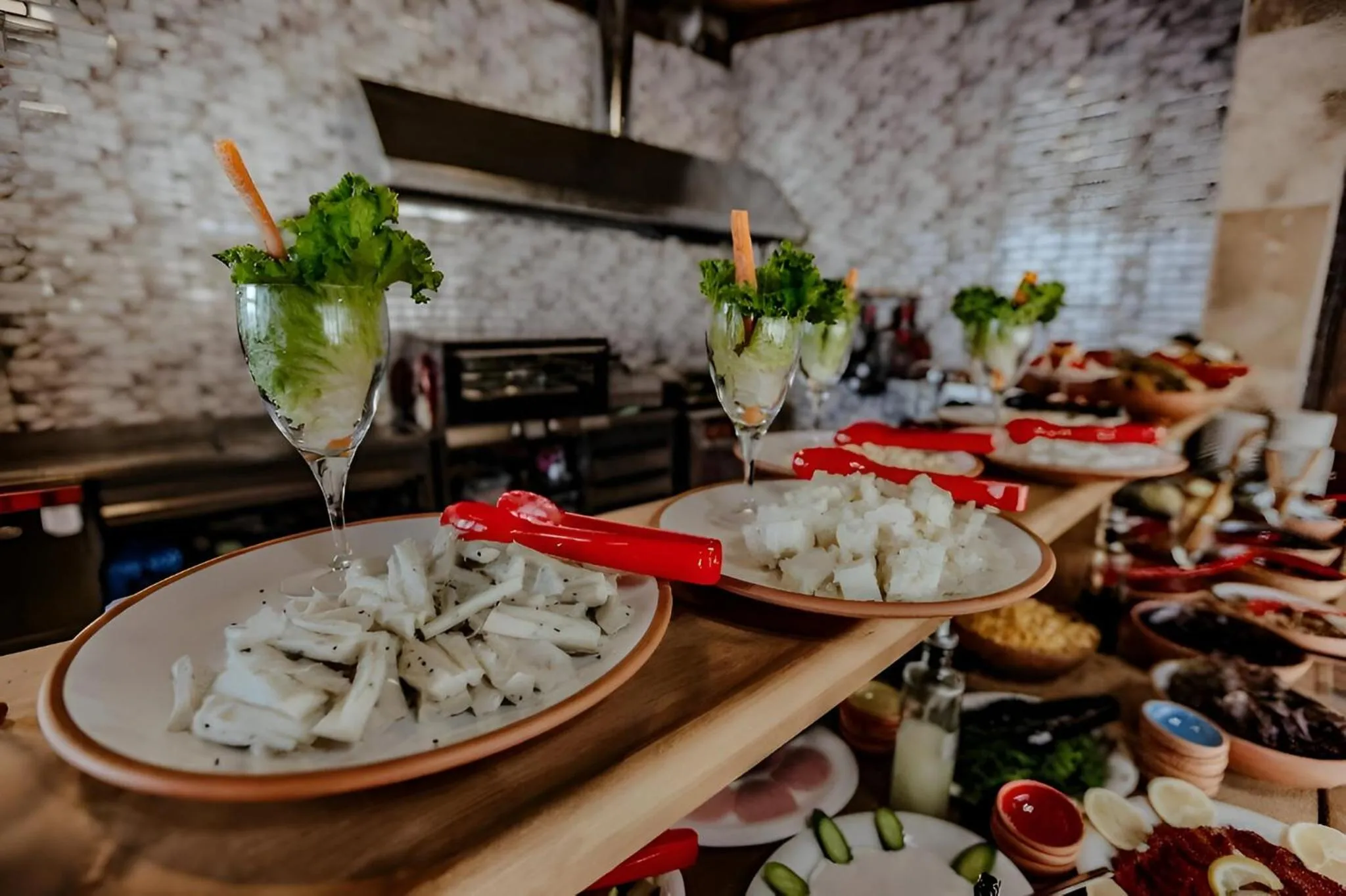 Breakfast in Kismet Cave Mansion