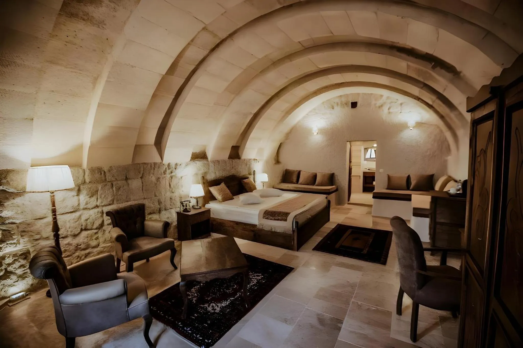 Bed in Kismet Cave Mansion