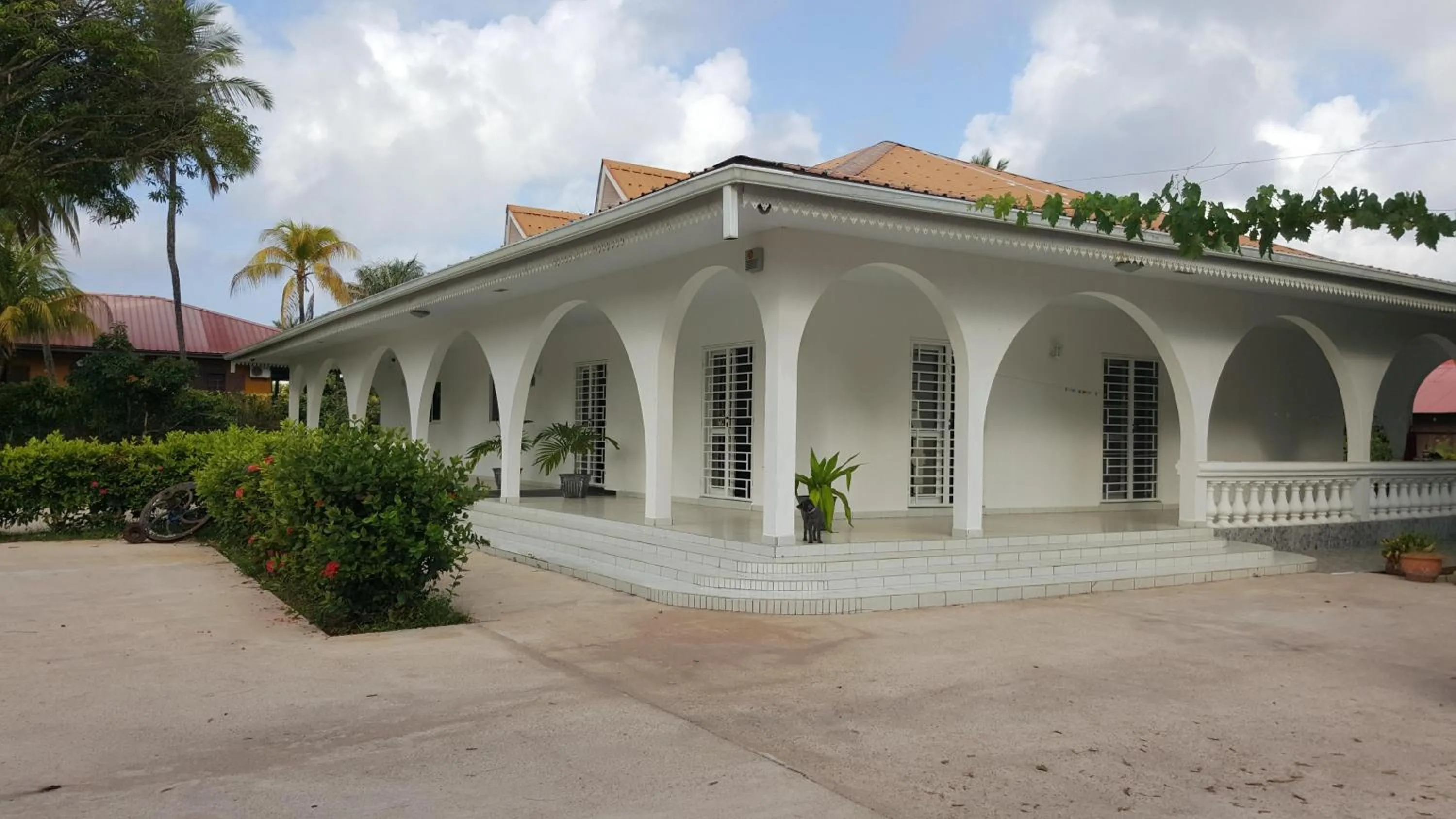 Property building in Ma Chambre d’Hôte