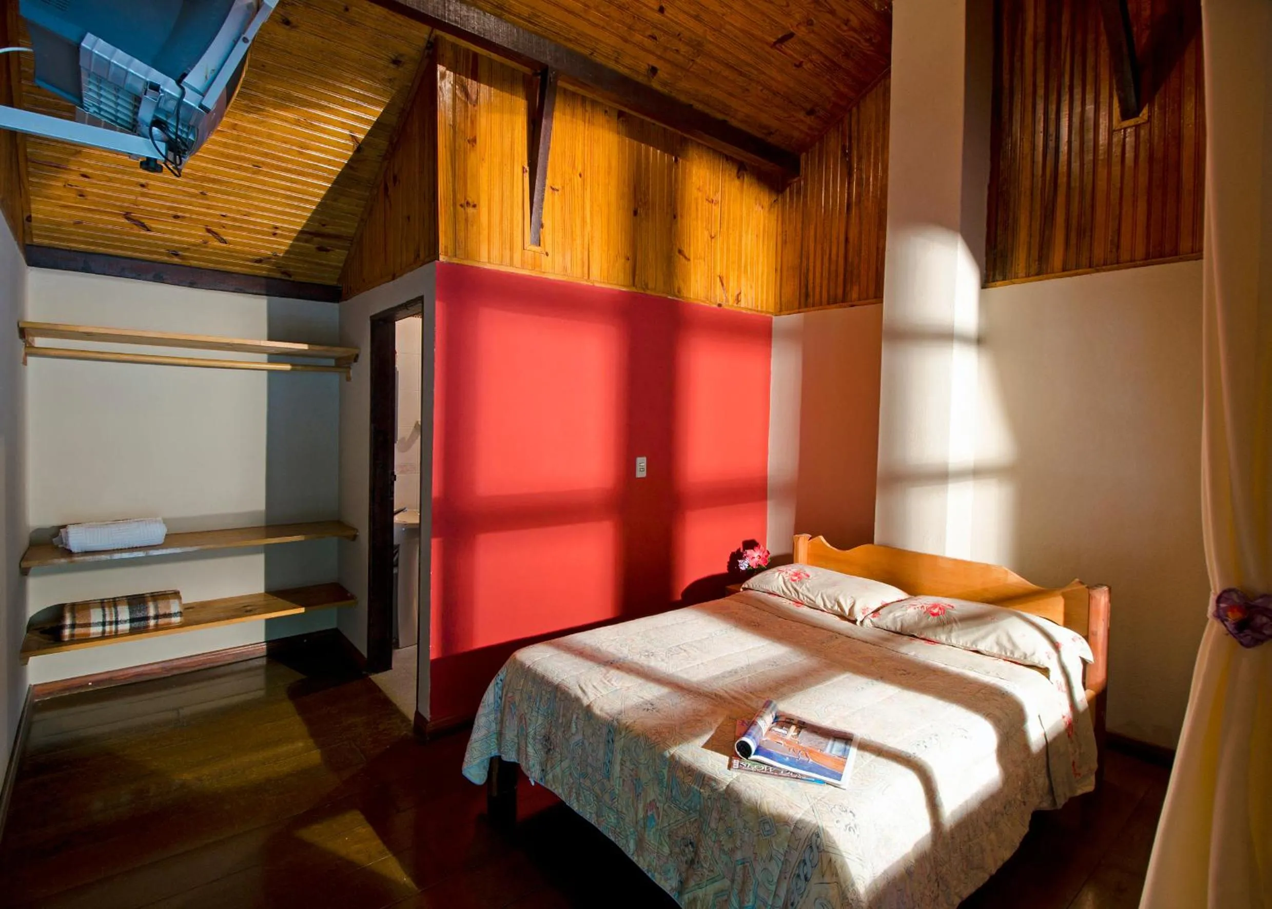 Bed in Pousada da Gruta