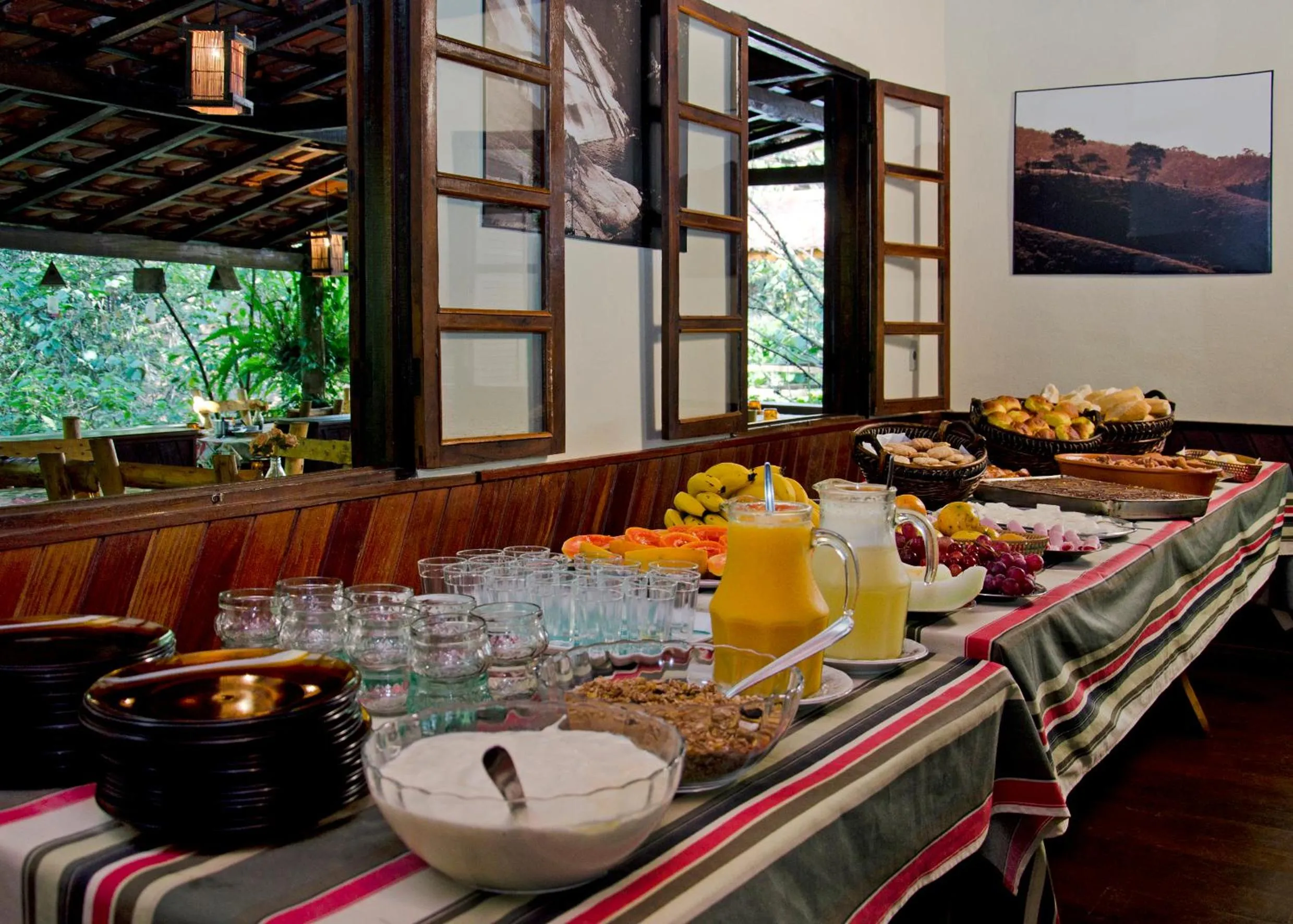 Restaurant/places to eat in Pousada da Gruta