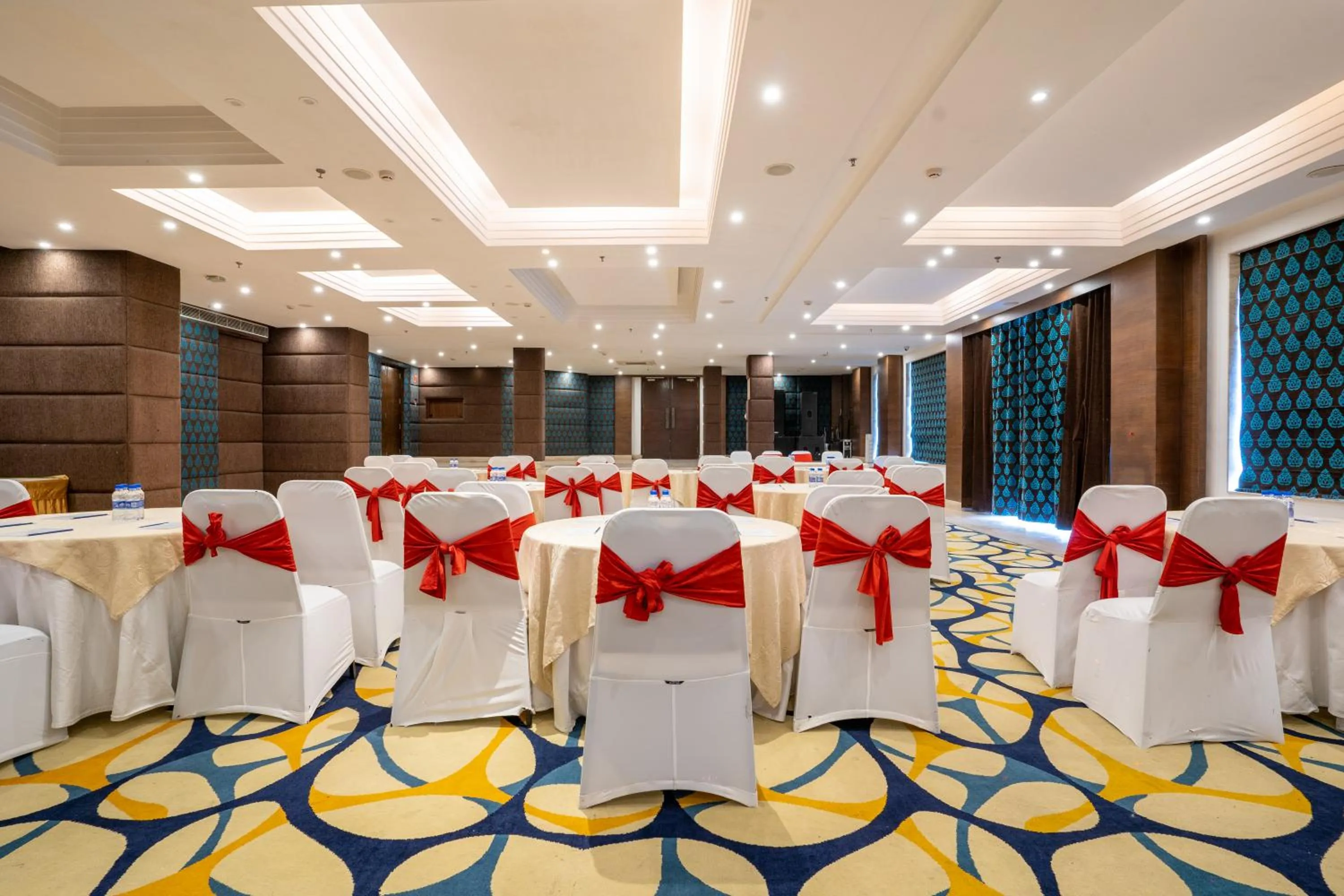 Banquet/Function facilities in Marigold Sarovar Portico Shimla
