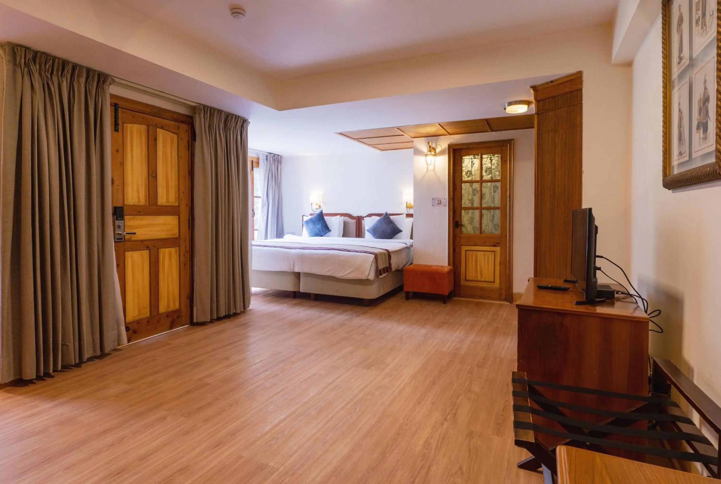 Bedroom, Bed in Marigold Sarovar Portico Shimla