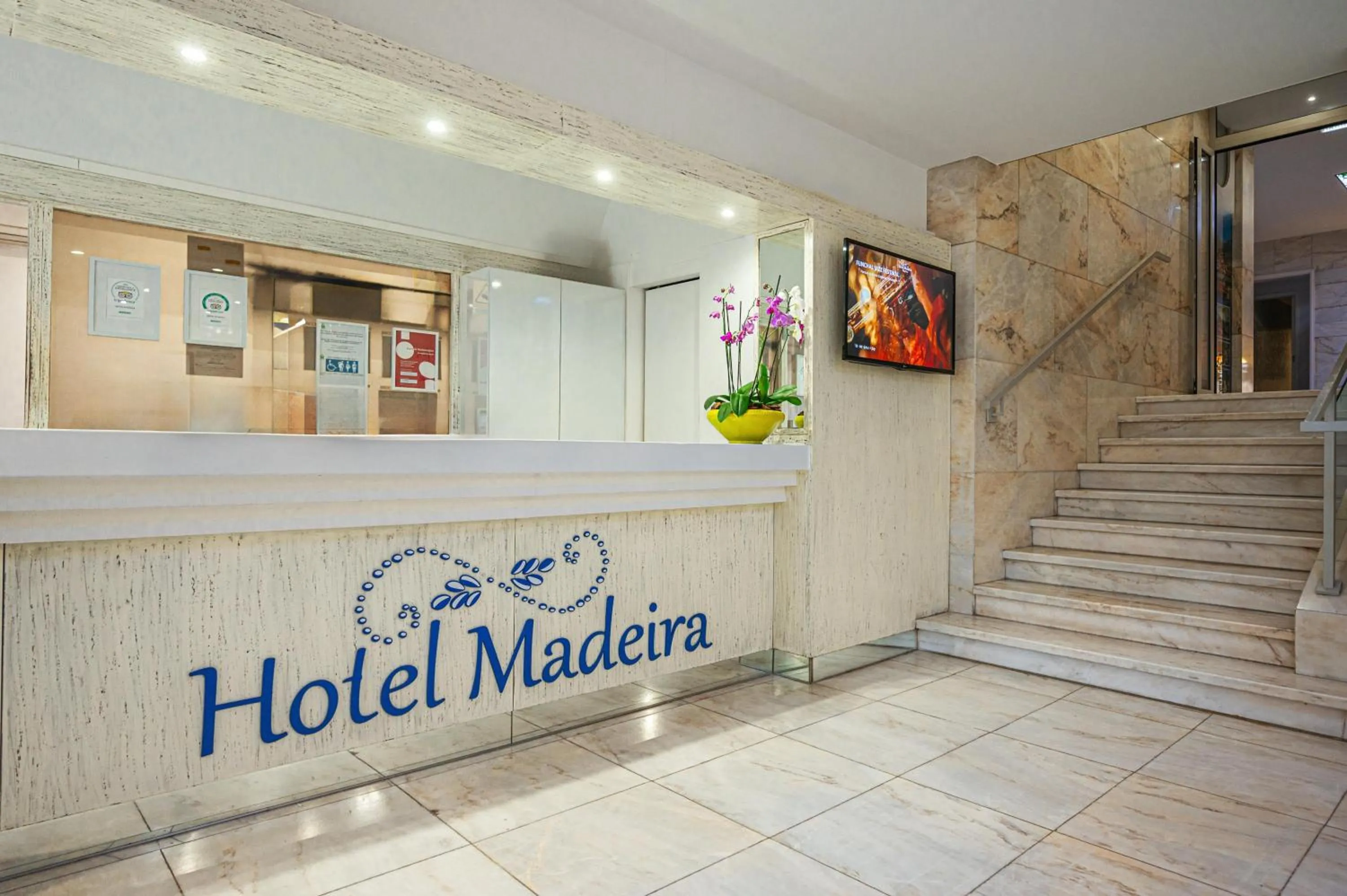 Lobby or reception in Hotel Madeira