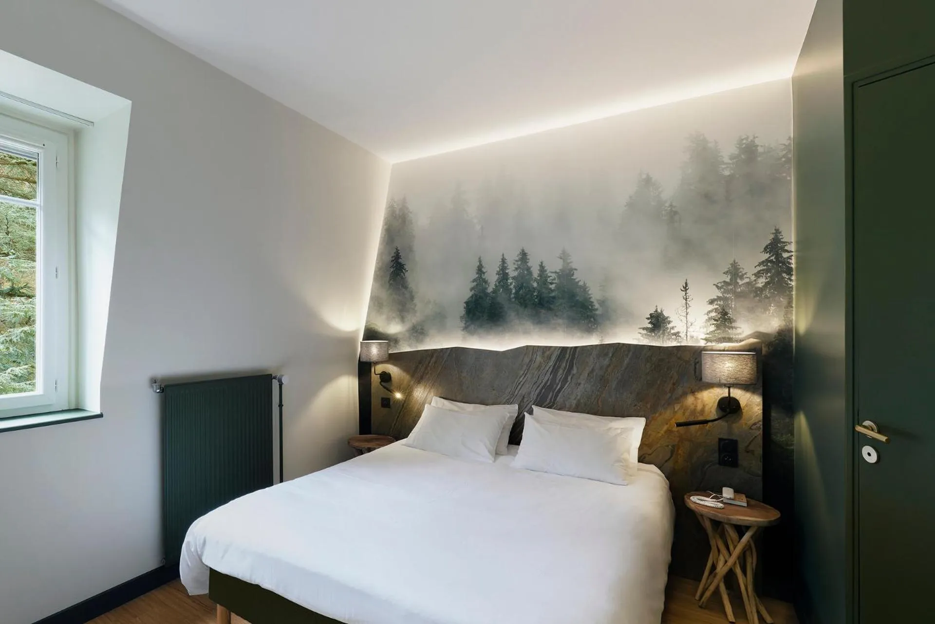 Bed in Hôtel Mercure Saint-Nectaire Spa & Bien-être