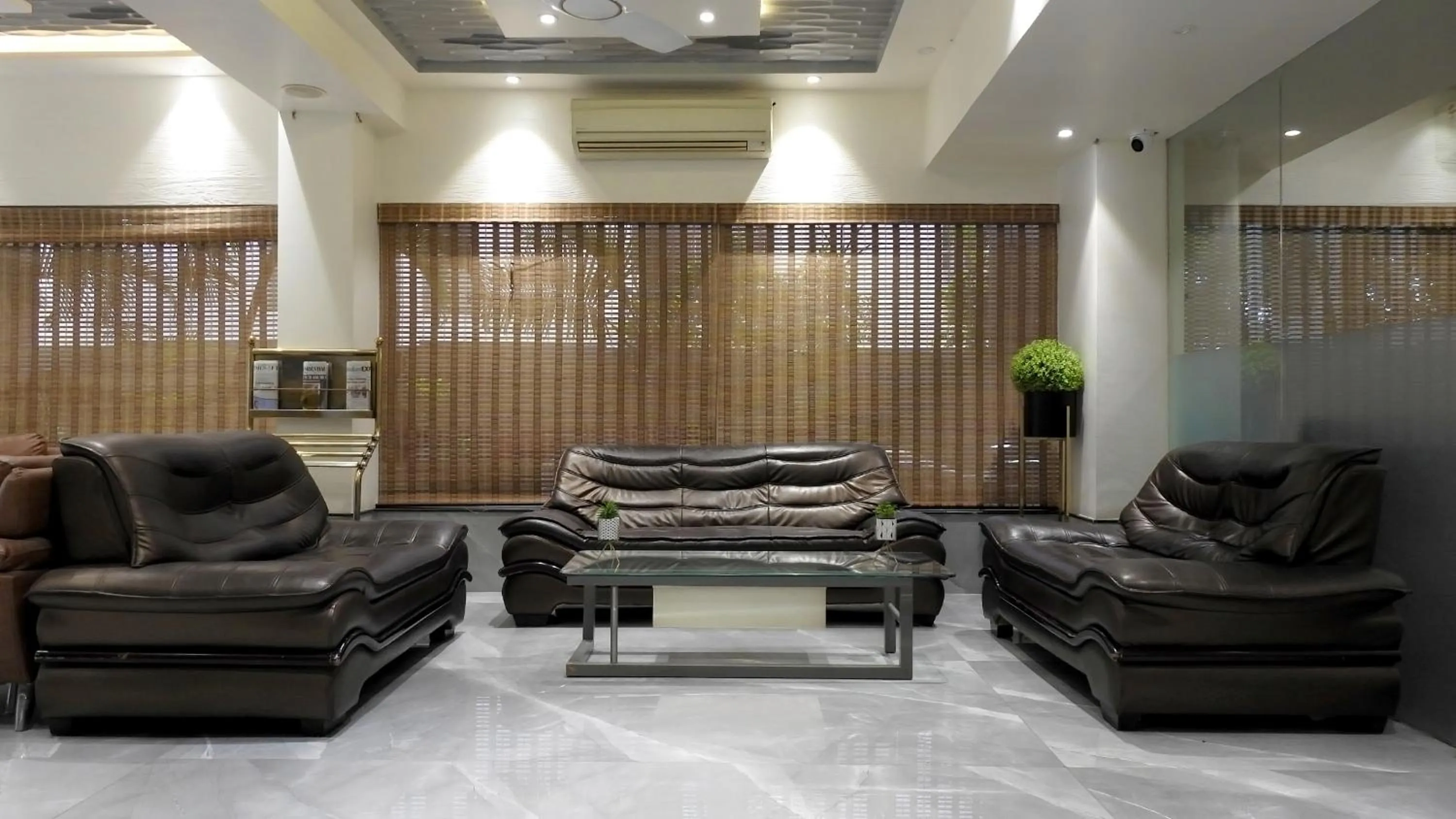 Lobby or reception in Hotel Sai Miracle