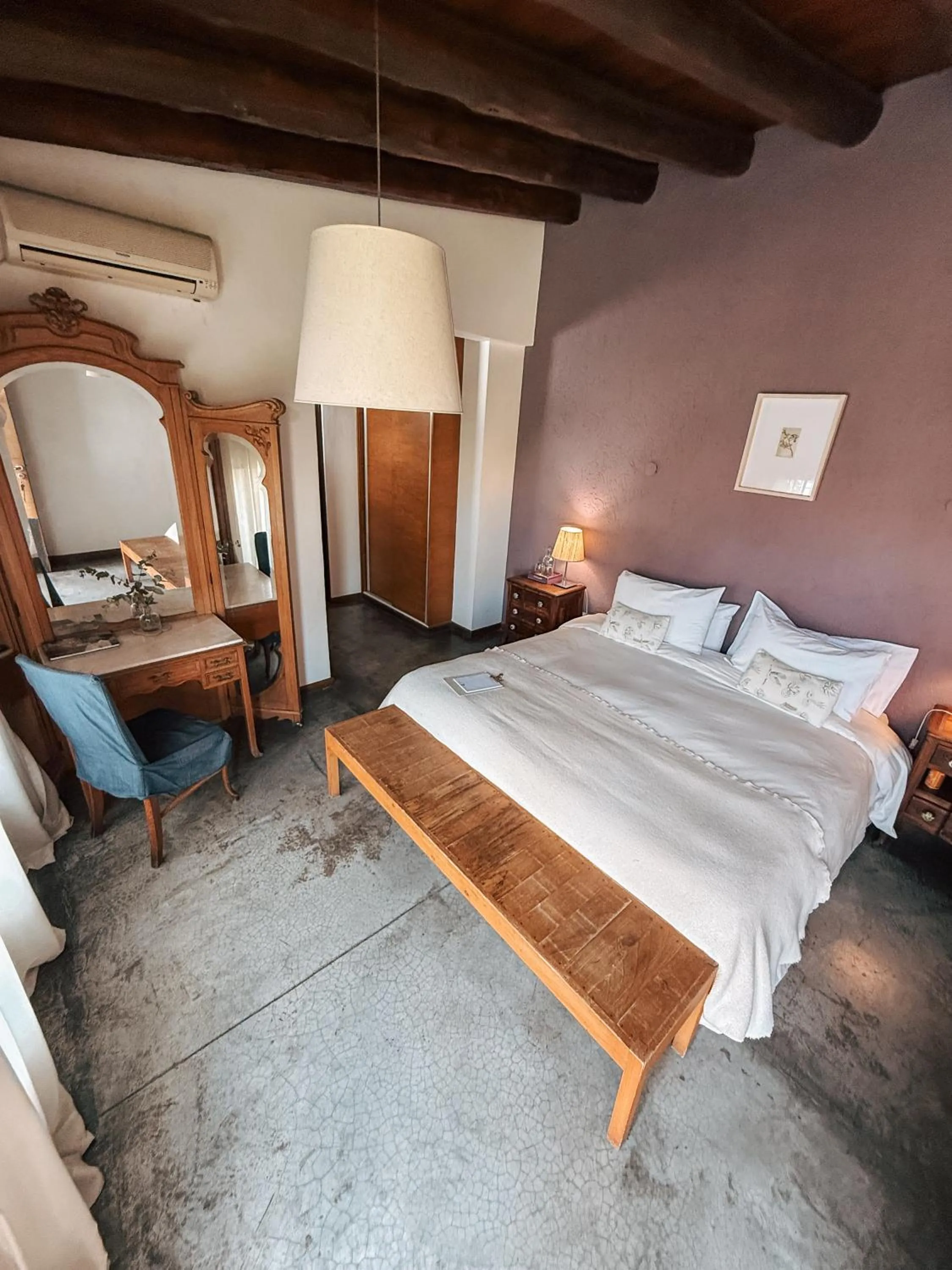 Property building, Bed in Casa Lila