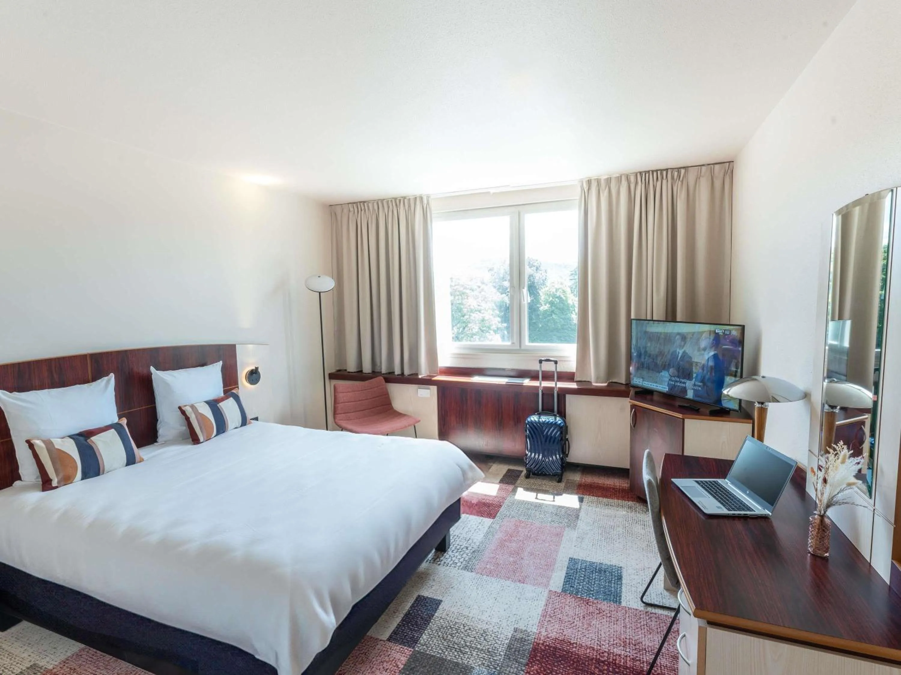 Bedroom, Bed in Mercure Besancon Parc Micaud - Hotel & Bar