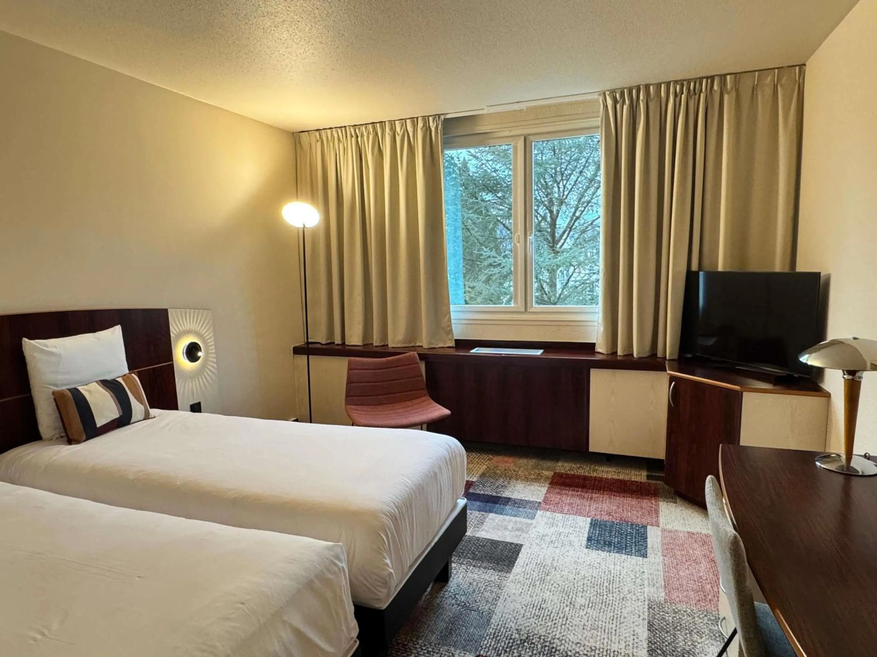 Bedroom, Bed in Mercure Besancon Parc Micaud - Hotel & Bar