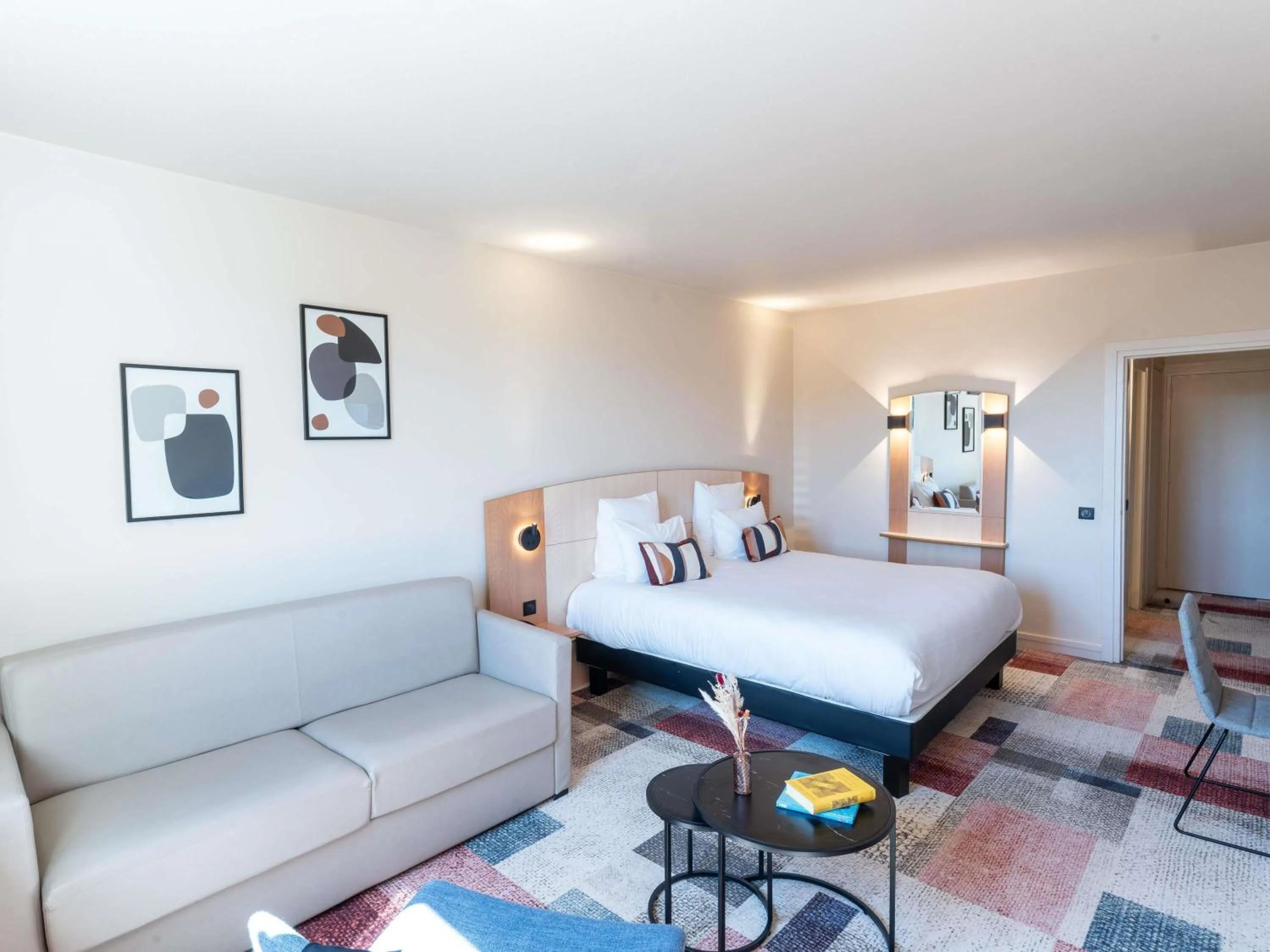 Bedroom, Bed in Mercure Besancon Parc Micaud - Hotel & Bar