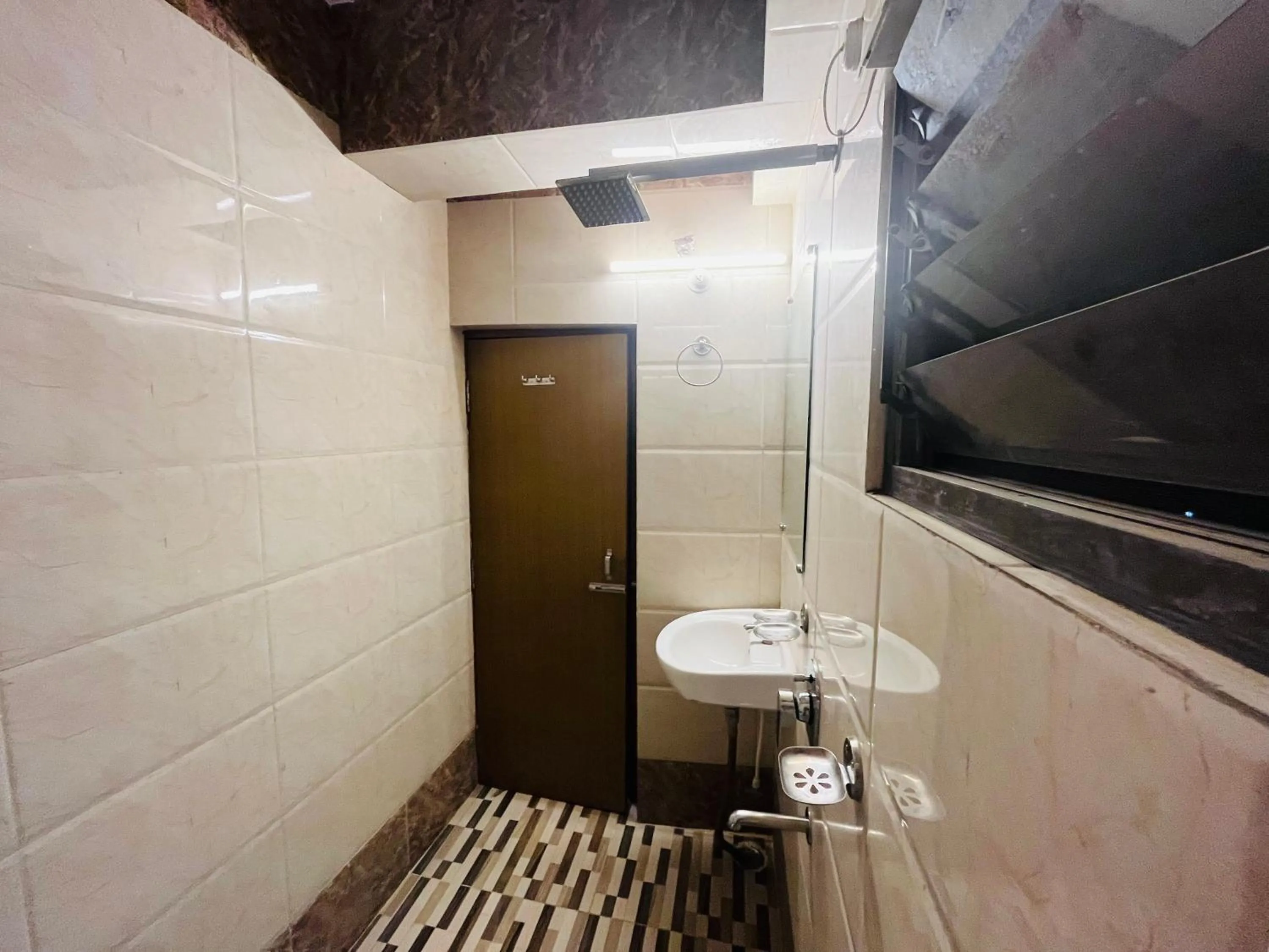 Hotel Mani International