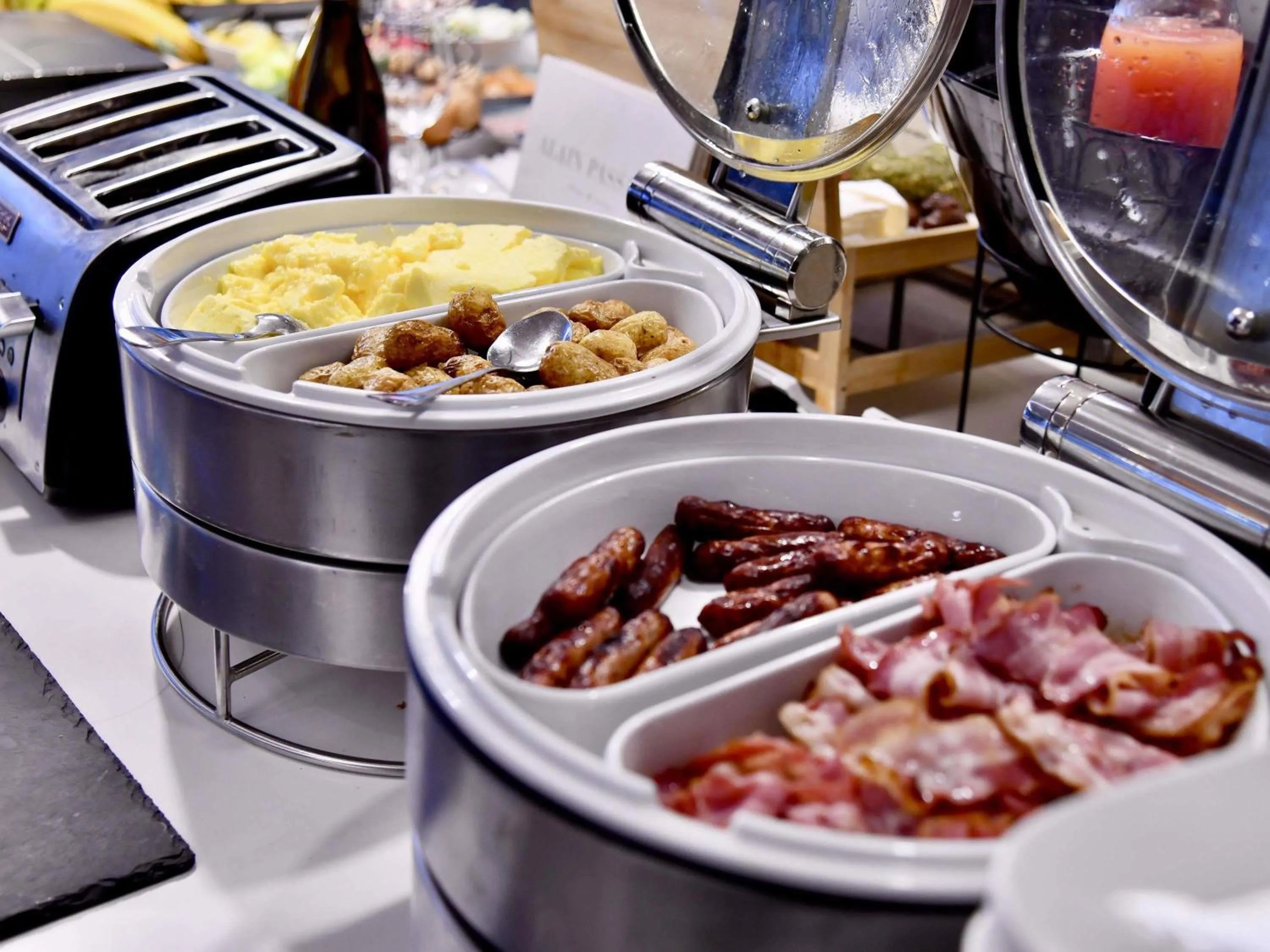 Breakfast in Mercure Nantes Centre Gare