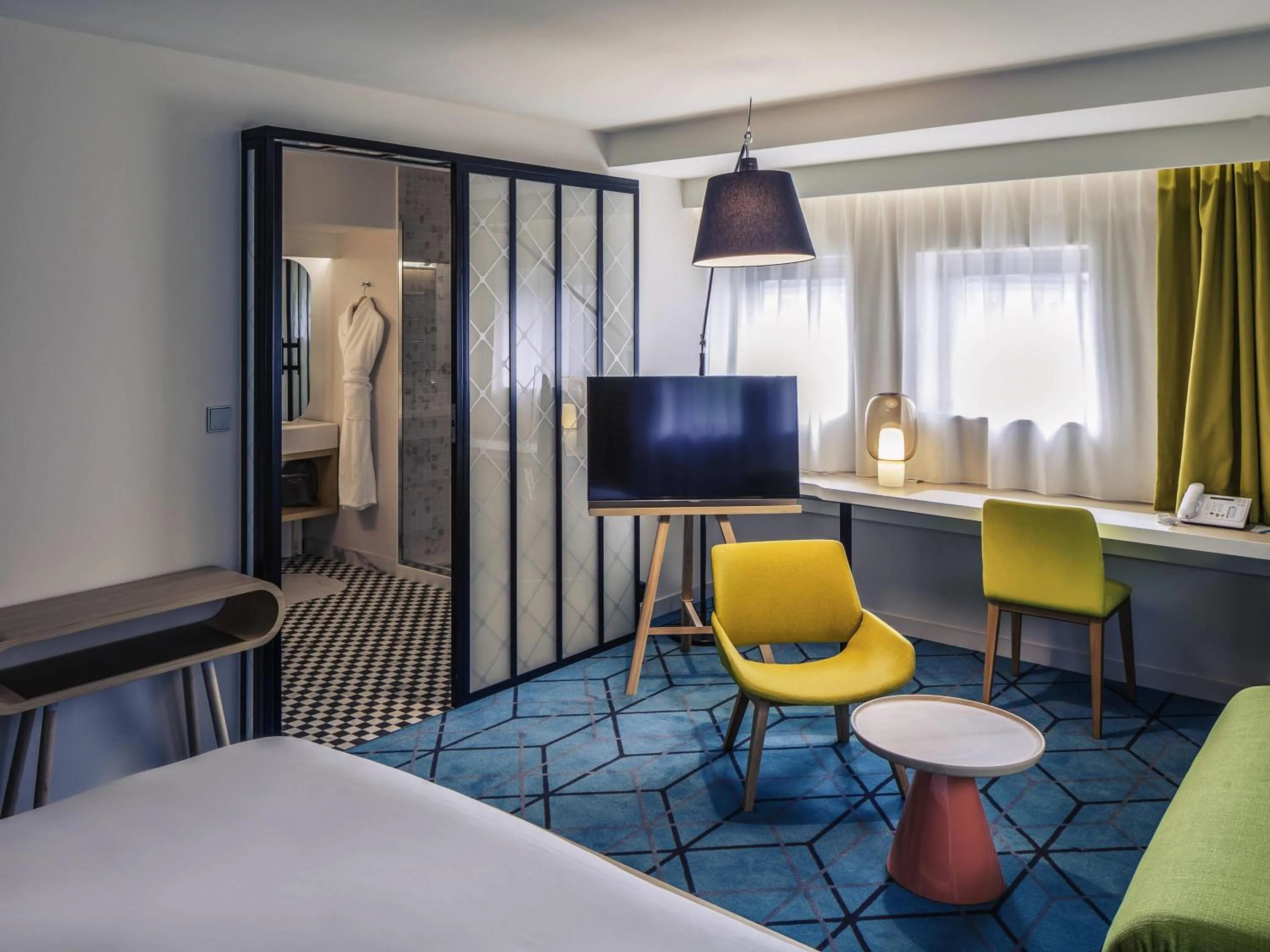 Bedroom, Bed in Mercure Nantes Centre Gare