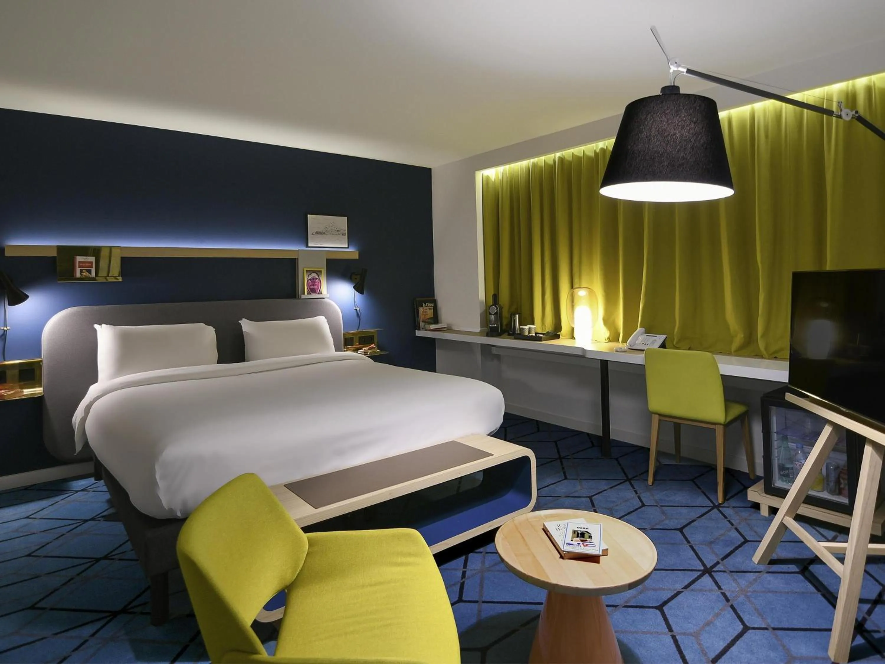 Bedroom, Bed in Mercure Nantes Centre Gare