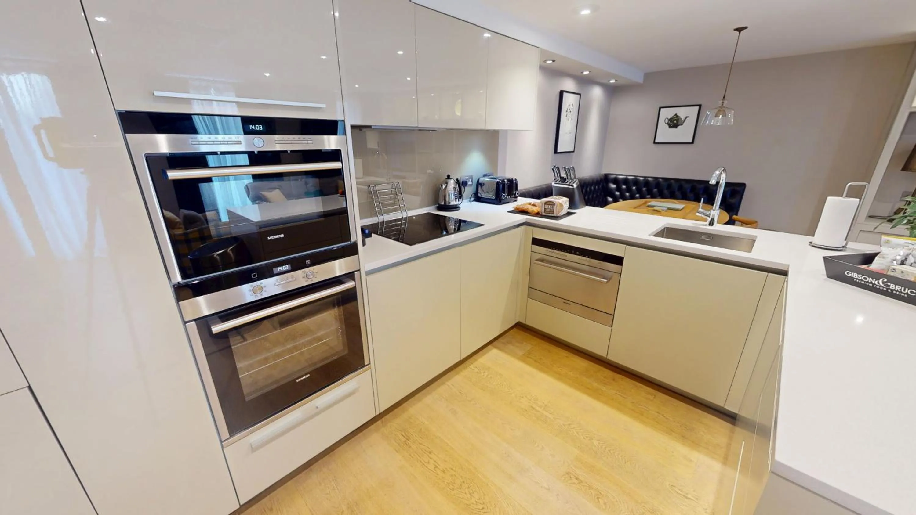 Coffee/tea facilities in Cheval Knightsbridge