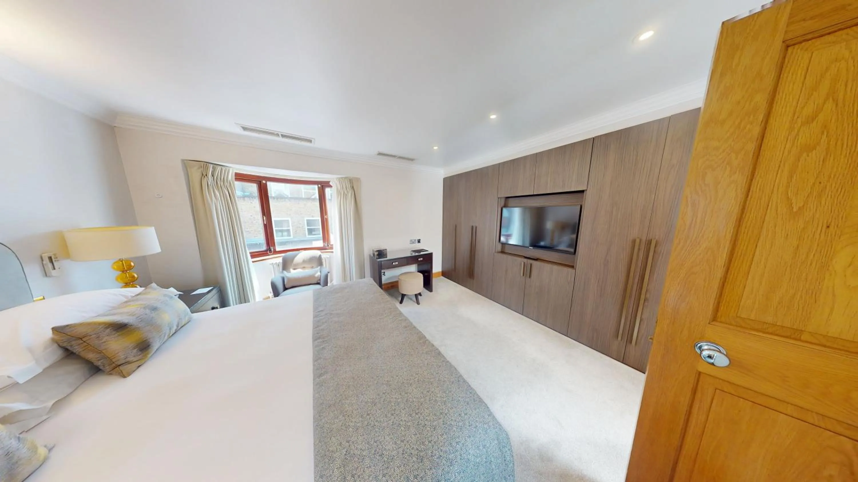 Bed in Cheval Knightsbridge