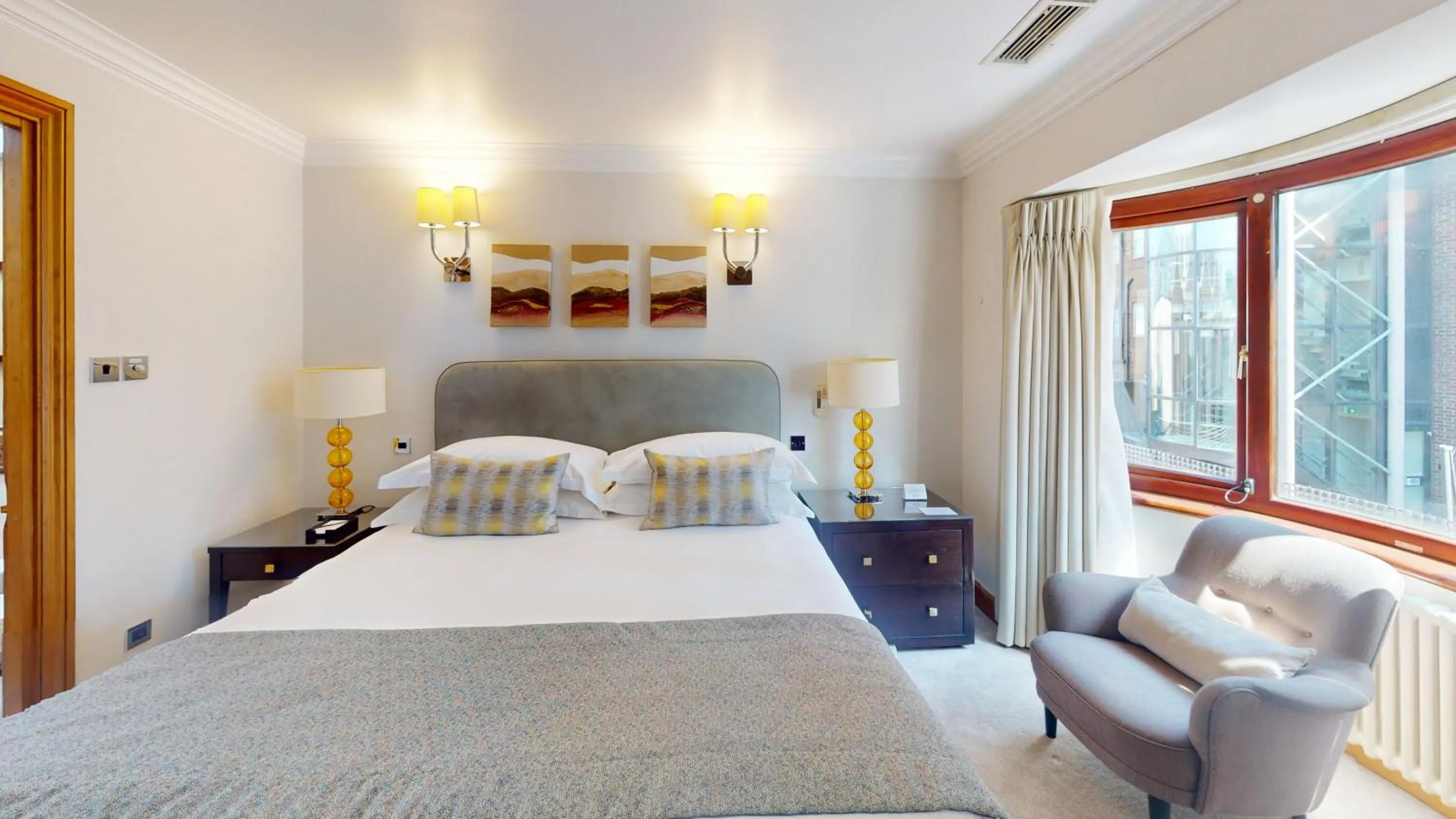 Bed in Cheval Knightsbridge