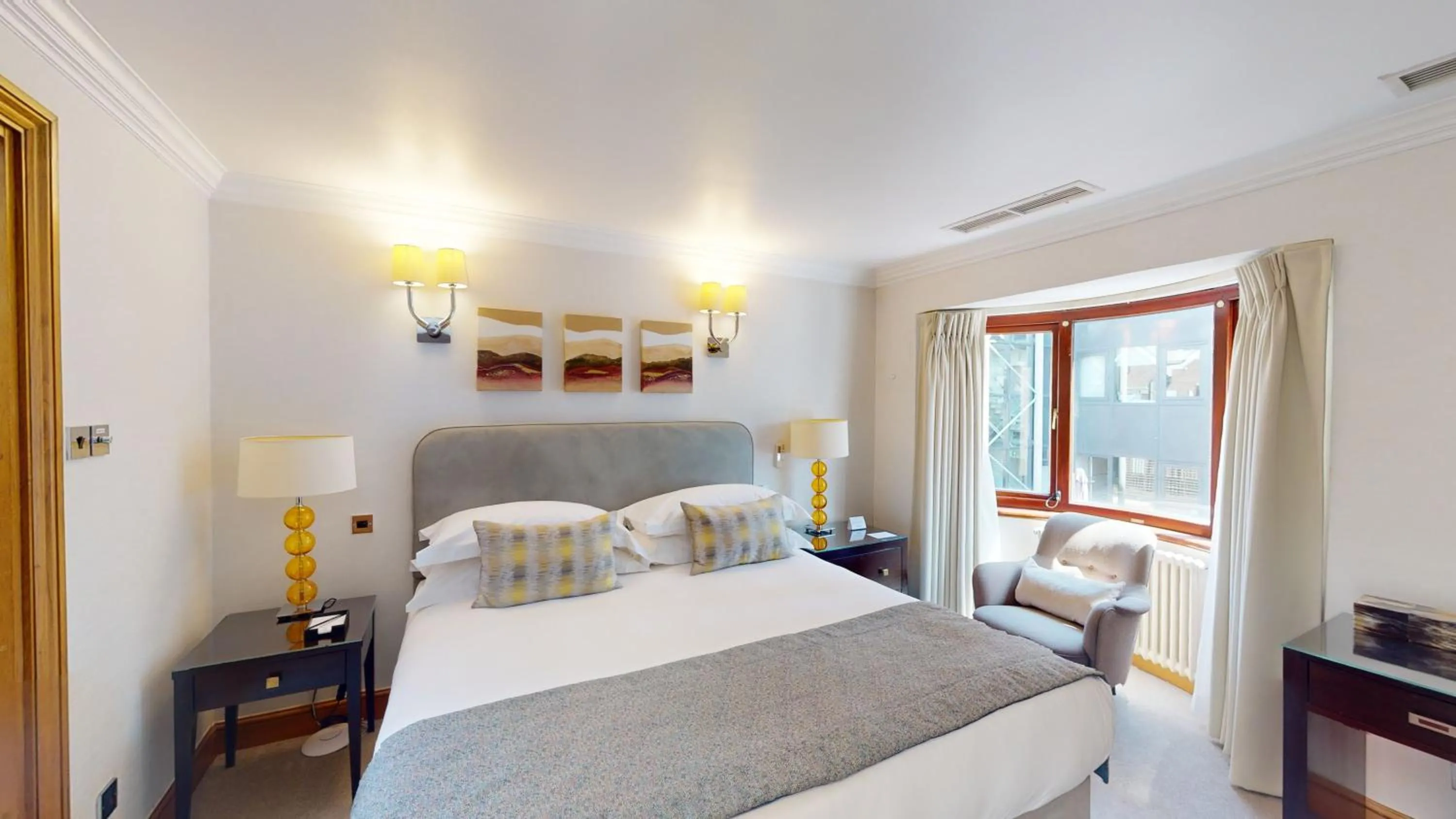 Bed in Cheval Knightsbridge