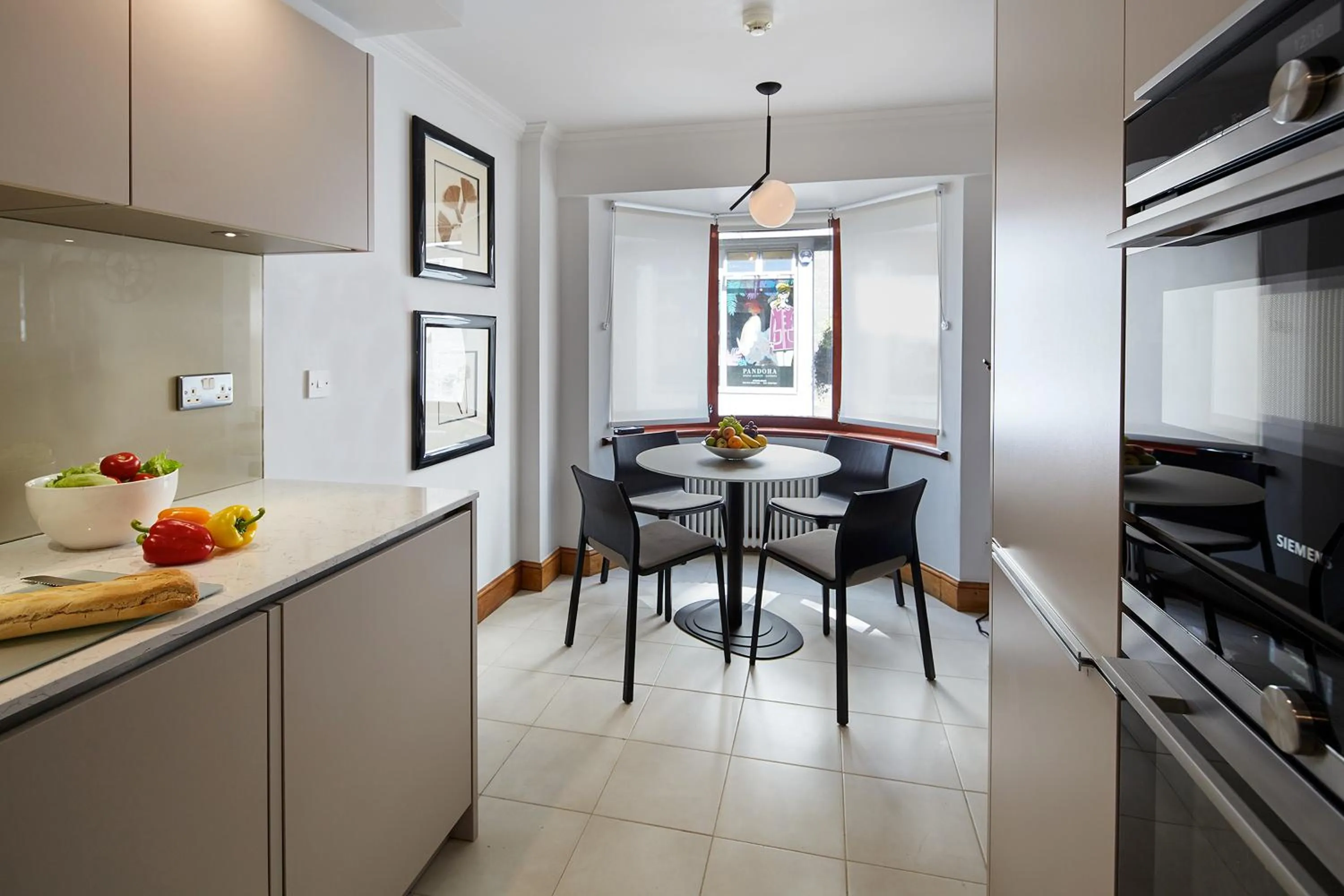 Kitchen or kitchenette in Cheval Knightsbridge