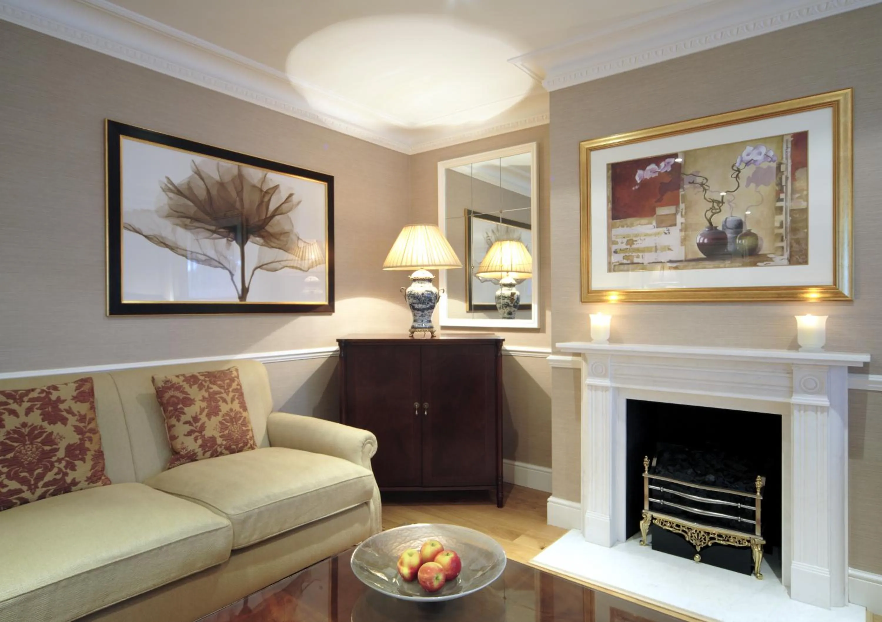 Living room in Cheval Knightsbridge