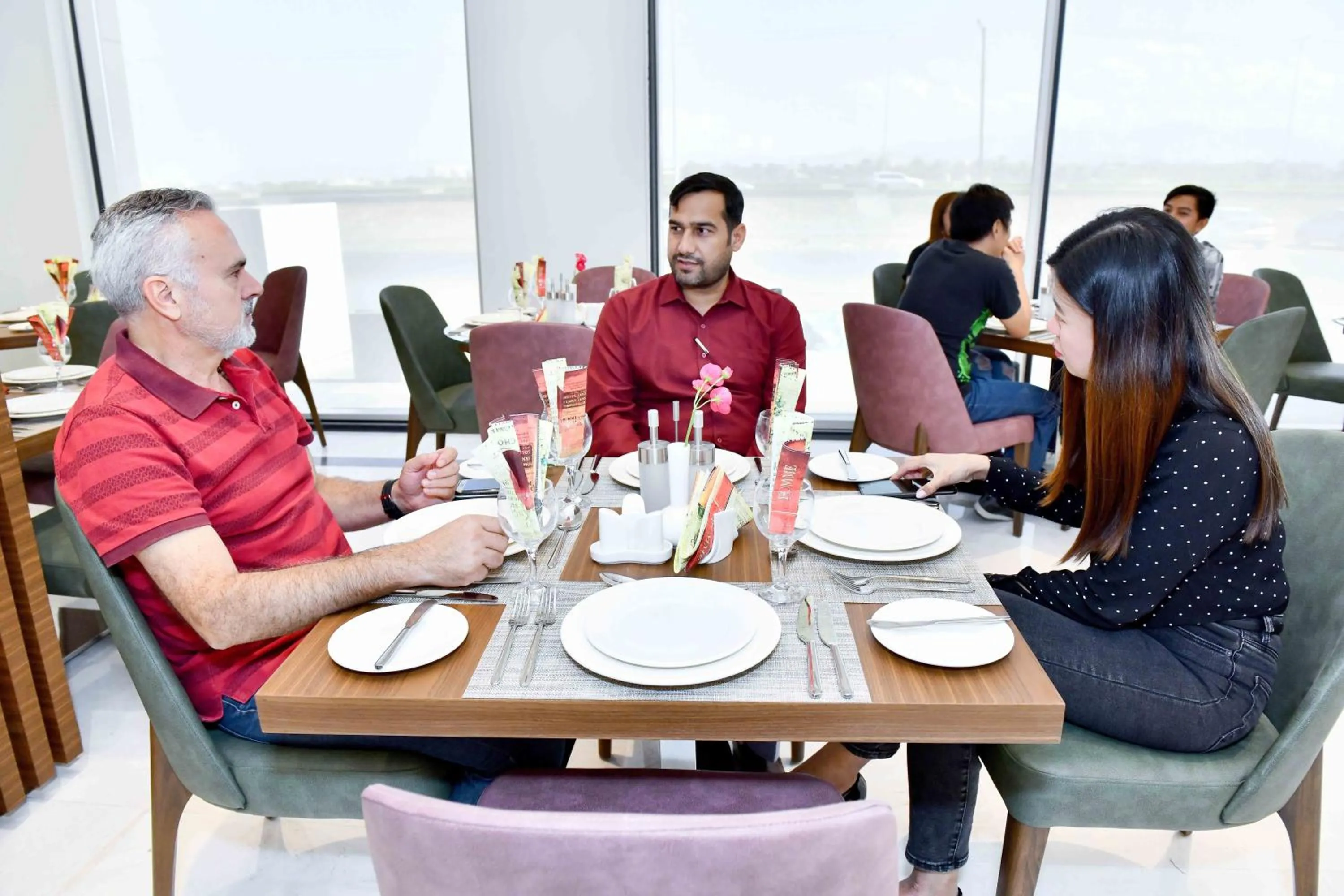 Restaurant/places to eat in Be Inn Hotel