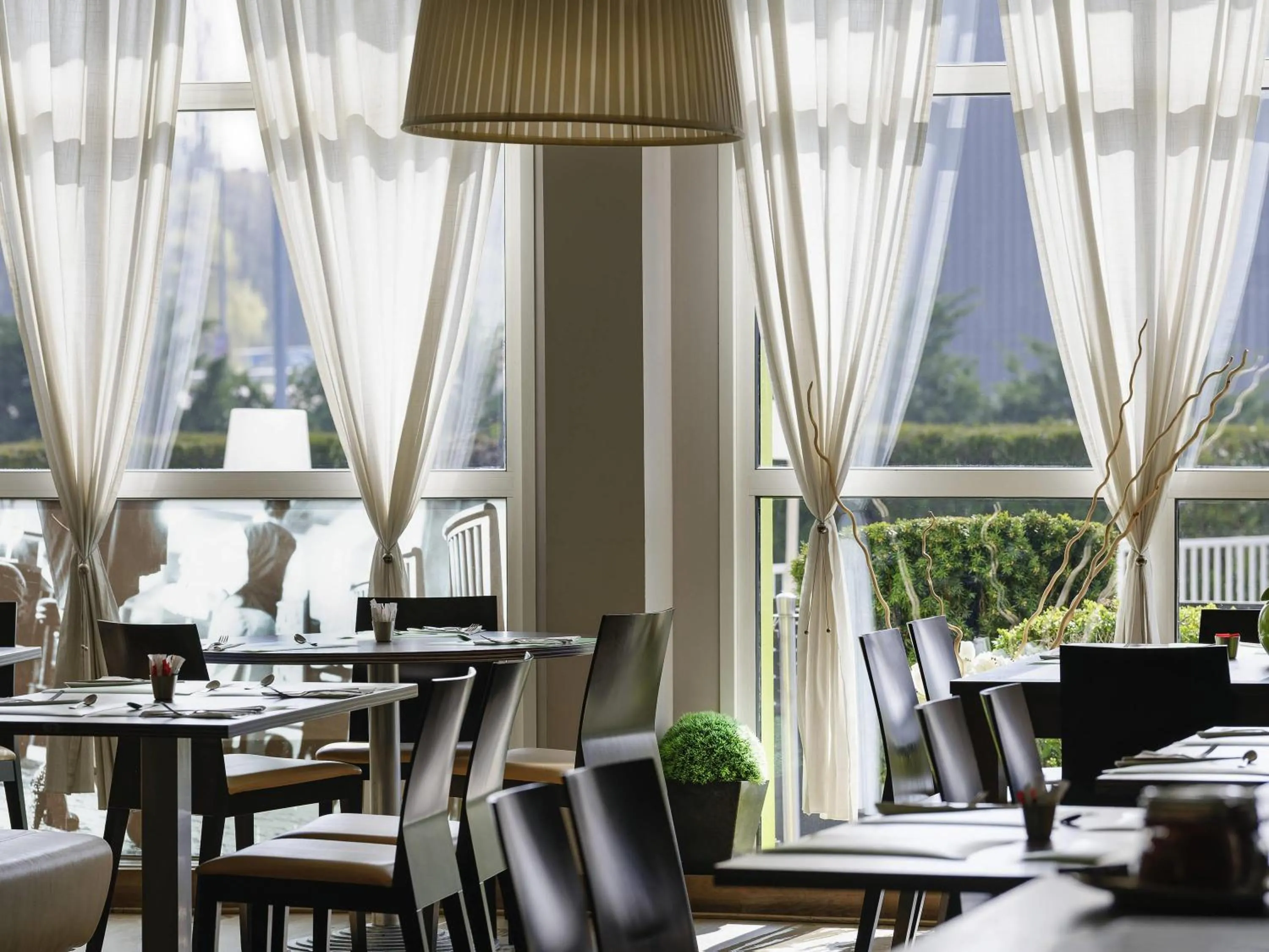 Restaurant/places to eat in ibis Styles Chalon sur Saône