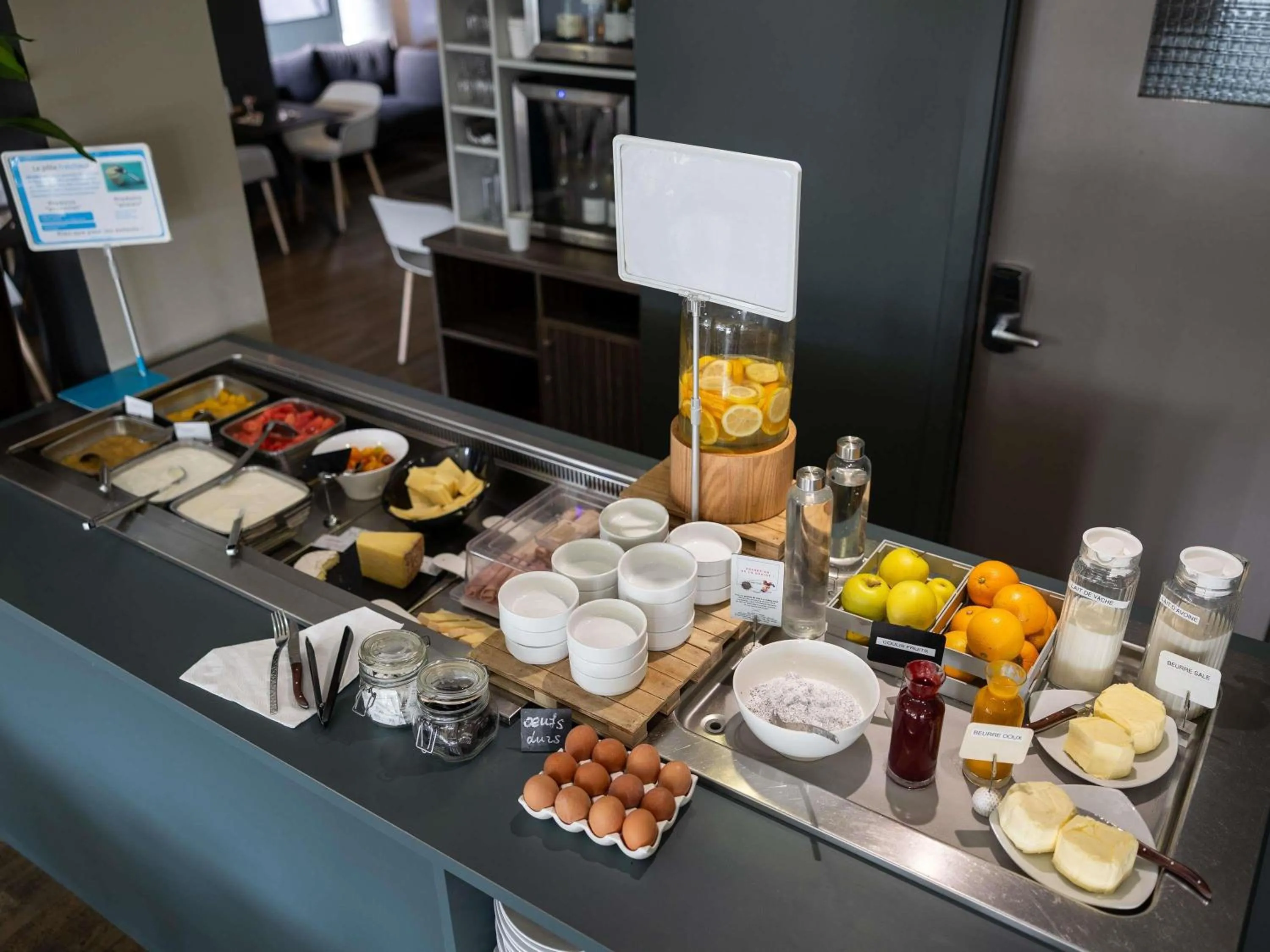 Restaurant/places to eat in ibis Styles Chalon sur Saône