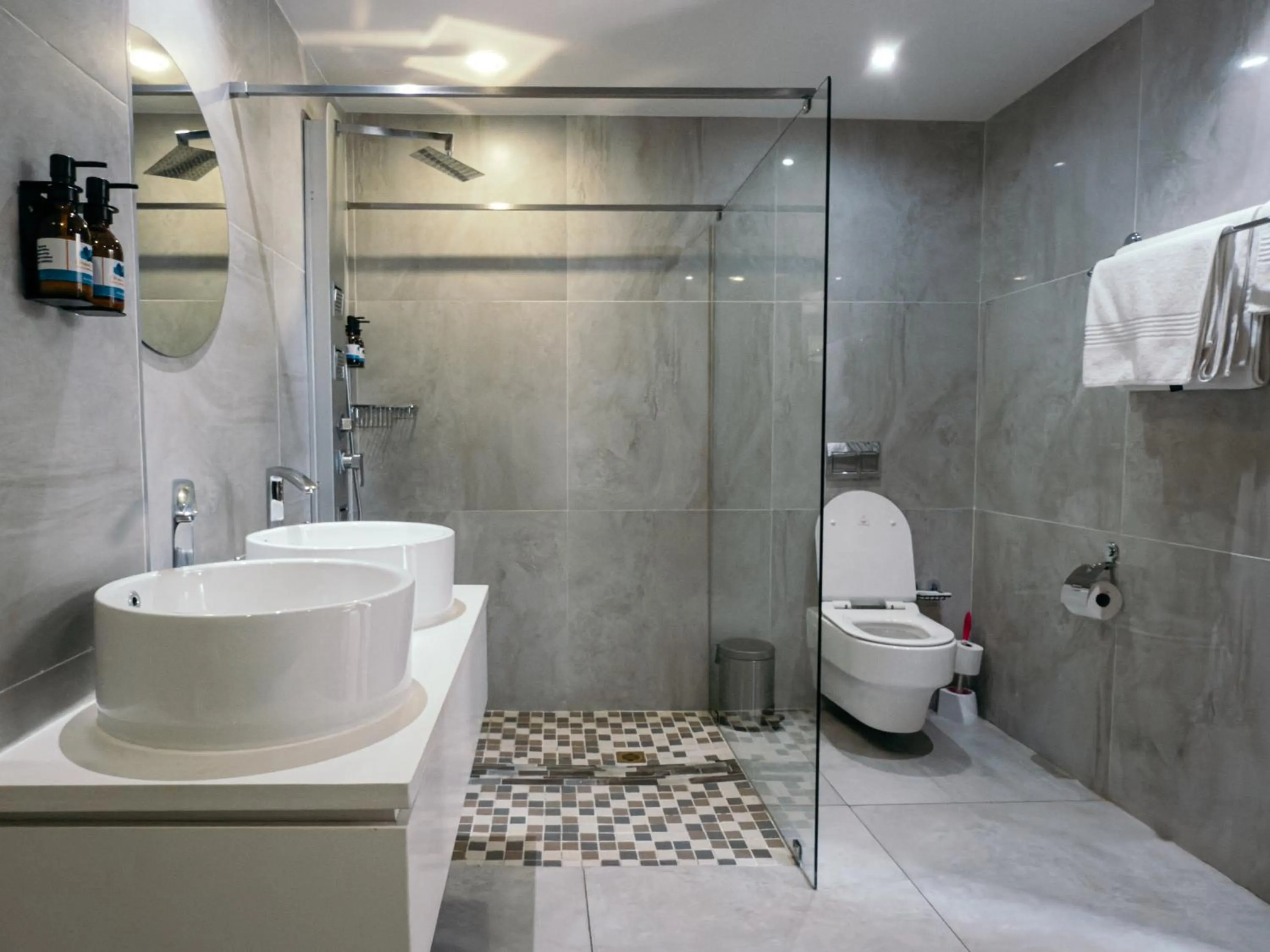 Bathroom in The Grand Aria Hotel and Conference Centre