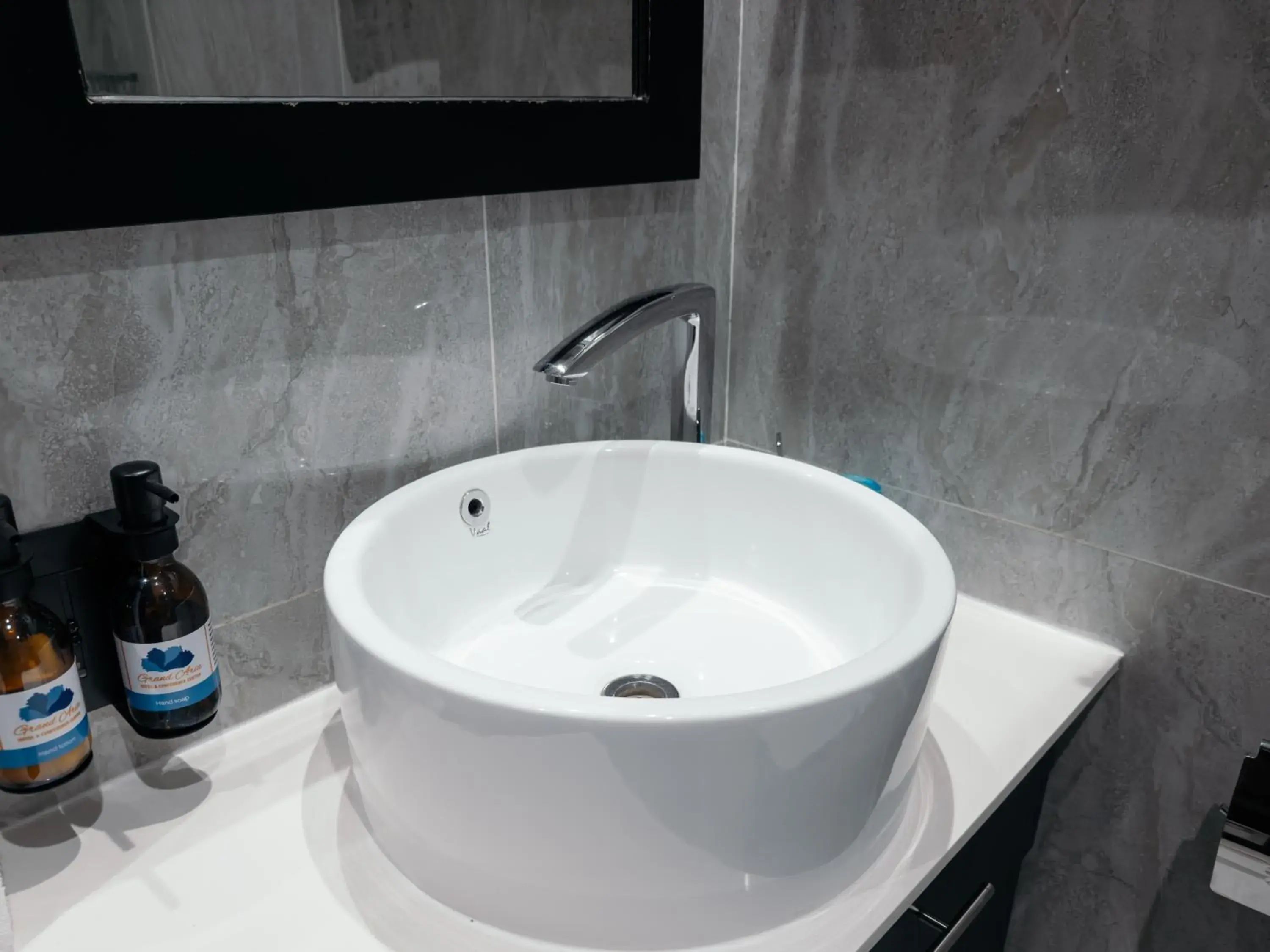 Deluxe Junior Suite in The Grand Aria Hotel and Conference Centre Deluxe Junior Suite in The Grand Aria Hotel and Conference Centre