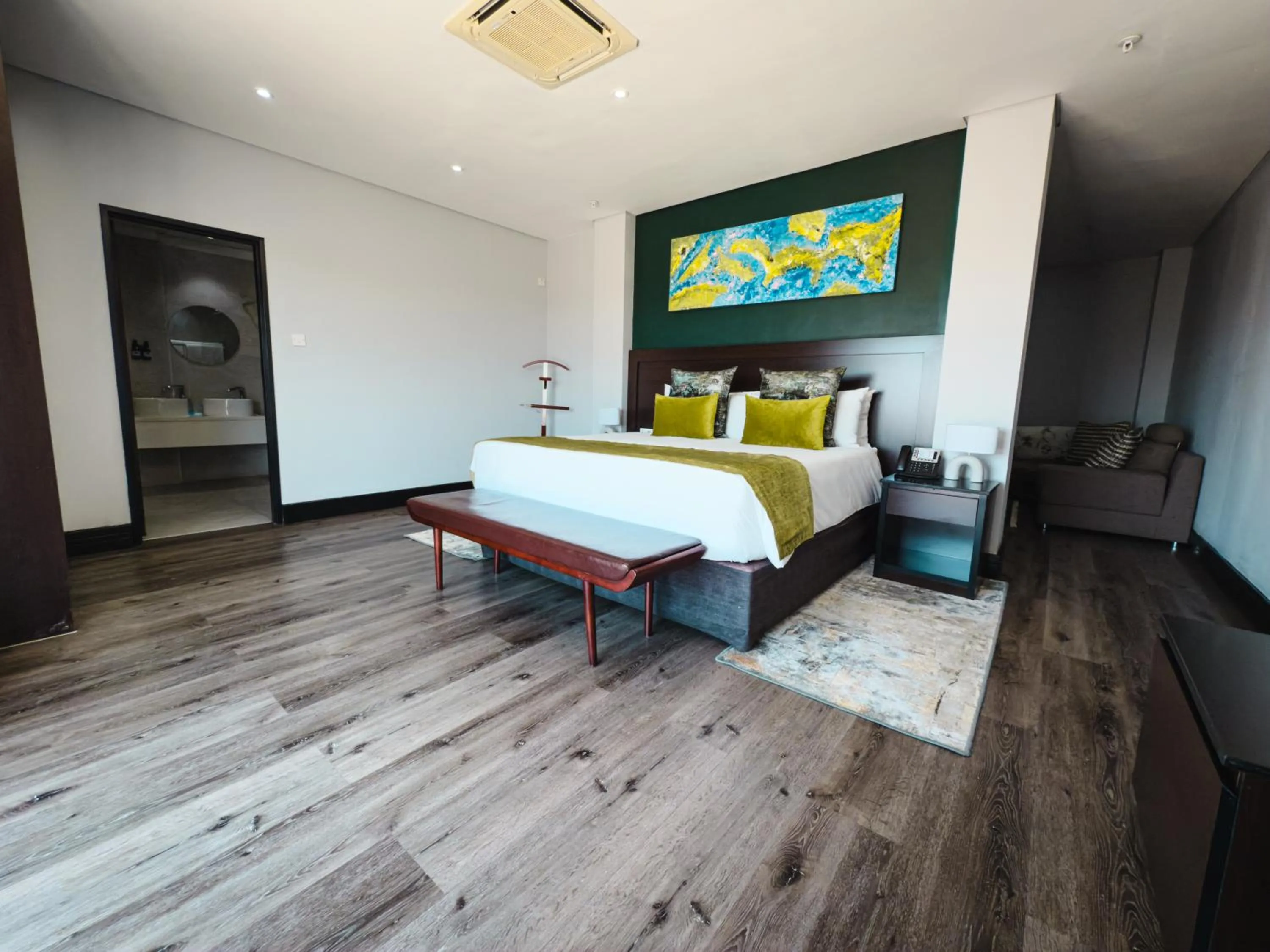 Bedroom in The Grand Aria Hotel and Conference Centre