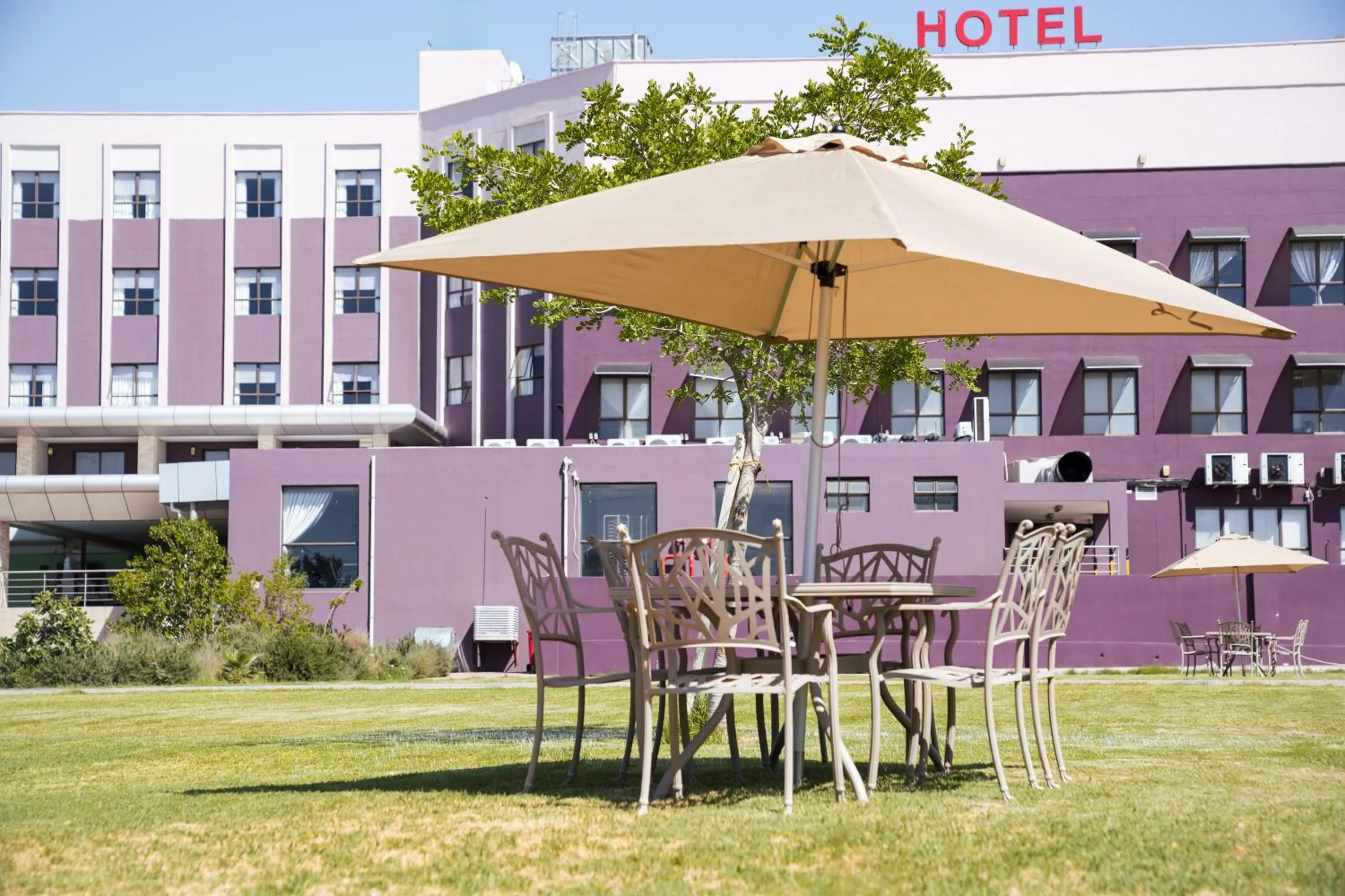 Garden in The Grand Aria Hotel and Conference Centre