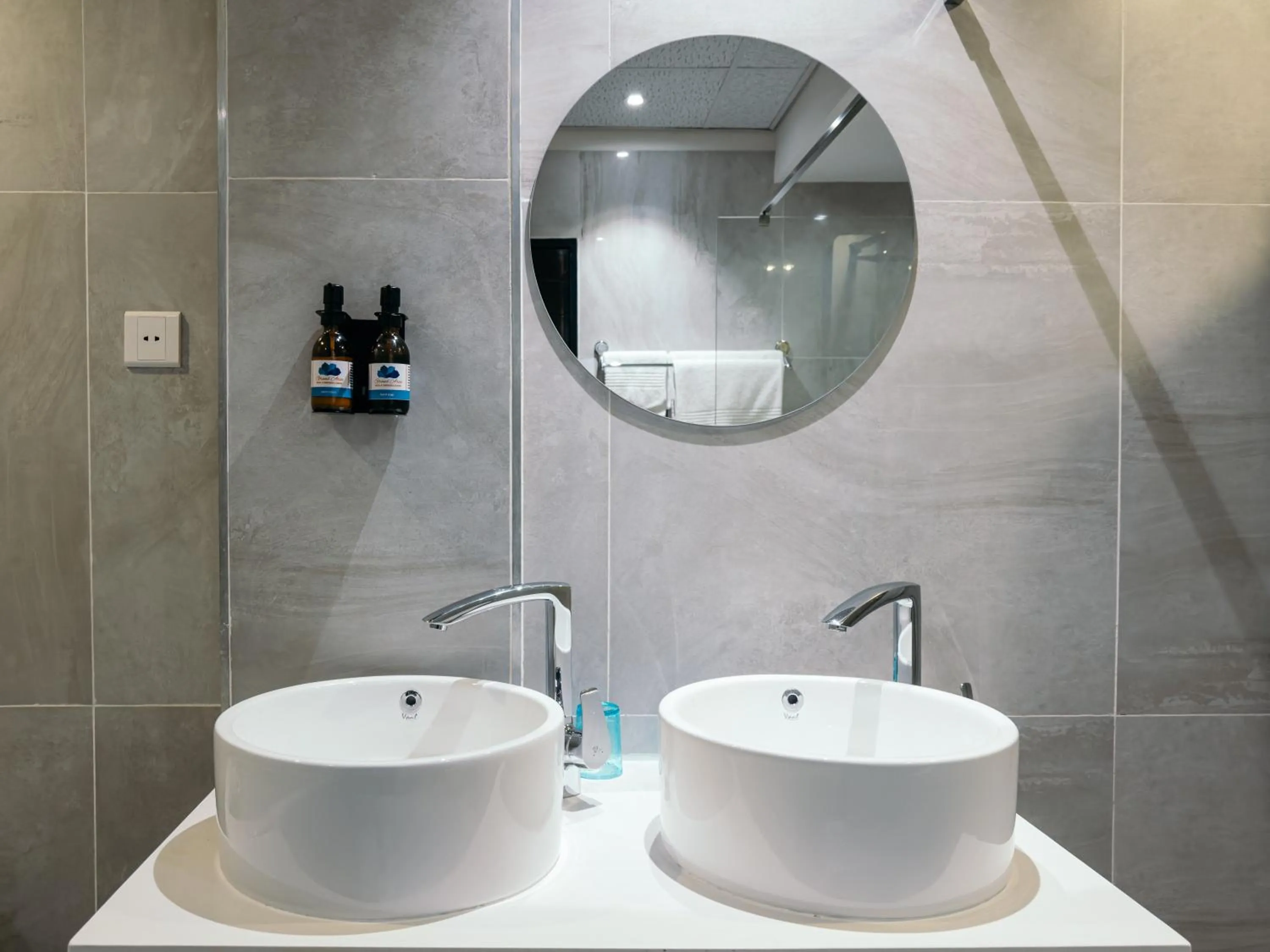 Bathroom in The Grand Aria Hotel and Conference Centre