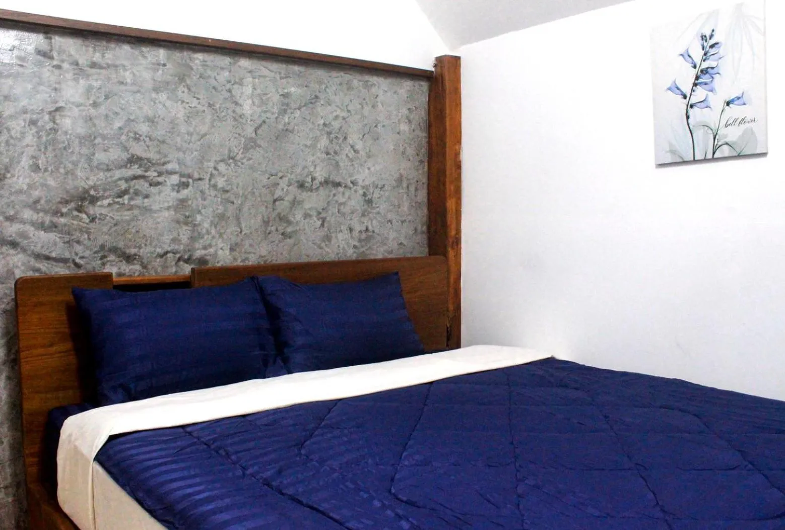 Bed in Jungle guest house