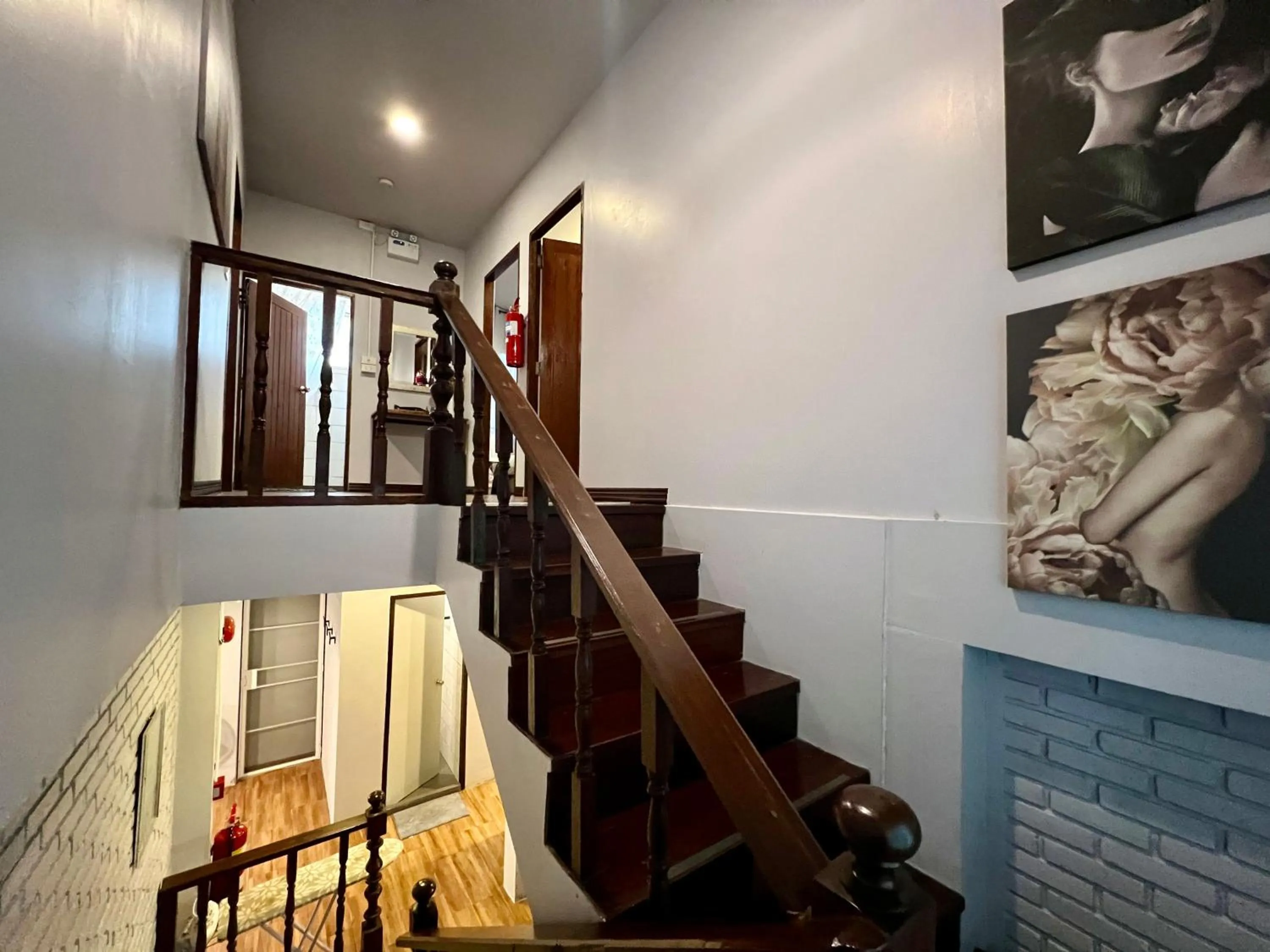 Property building in Mini-ME Home, A Cozy Entire House in Old City