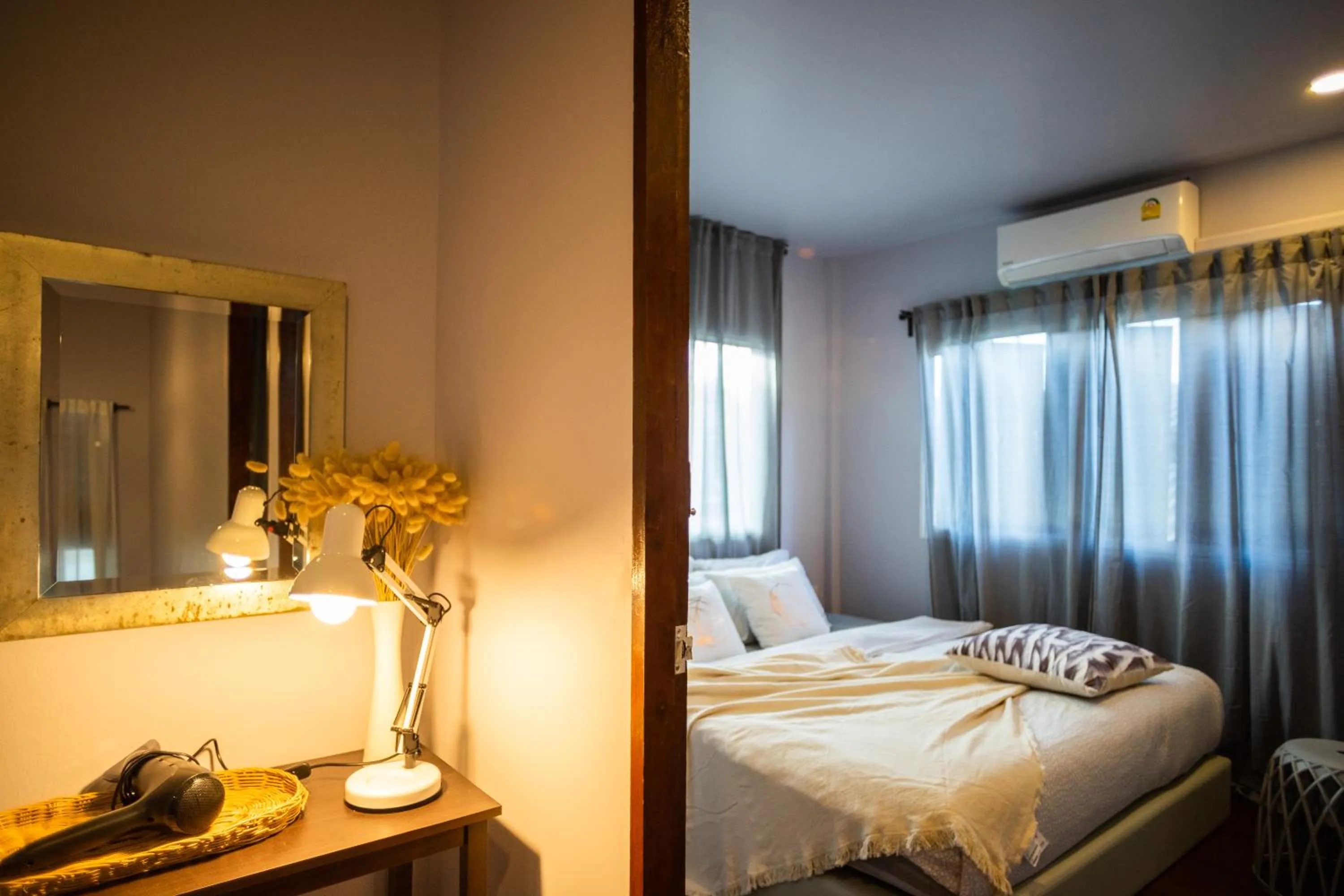 Bed in Mini-ME Home, A Cozy Entire House in Old City