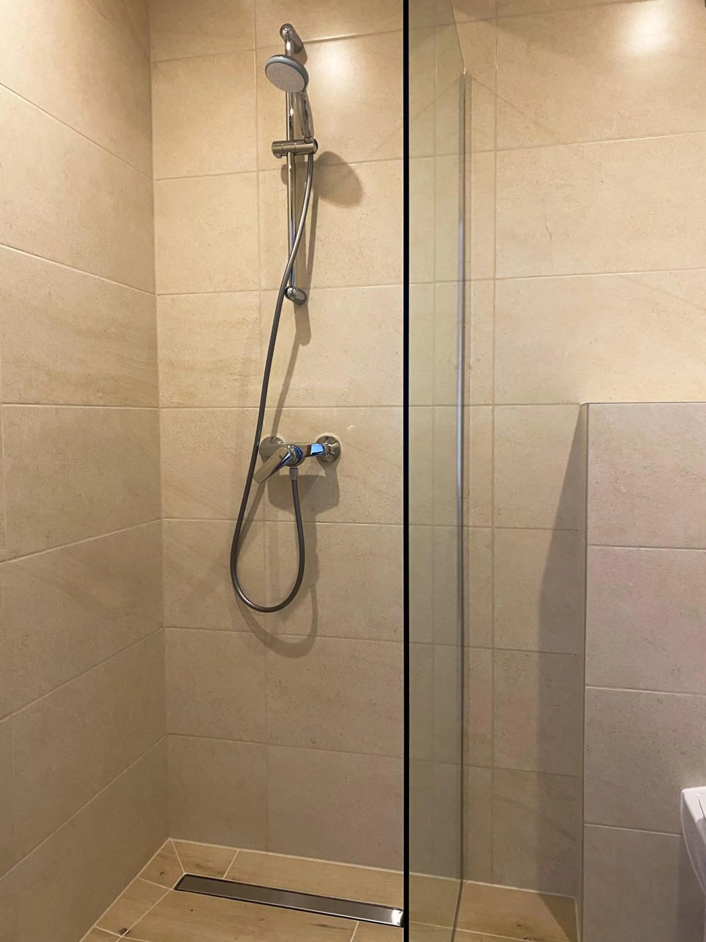 Shower in Willa Karolinka