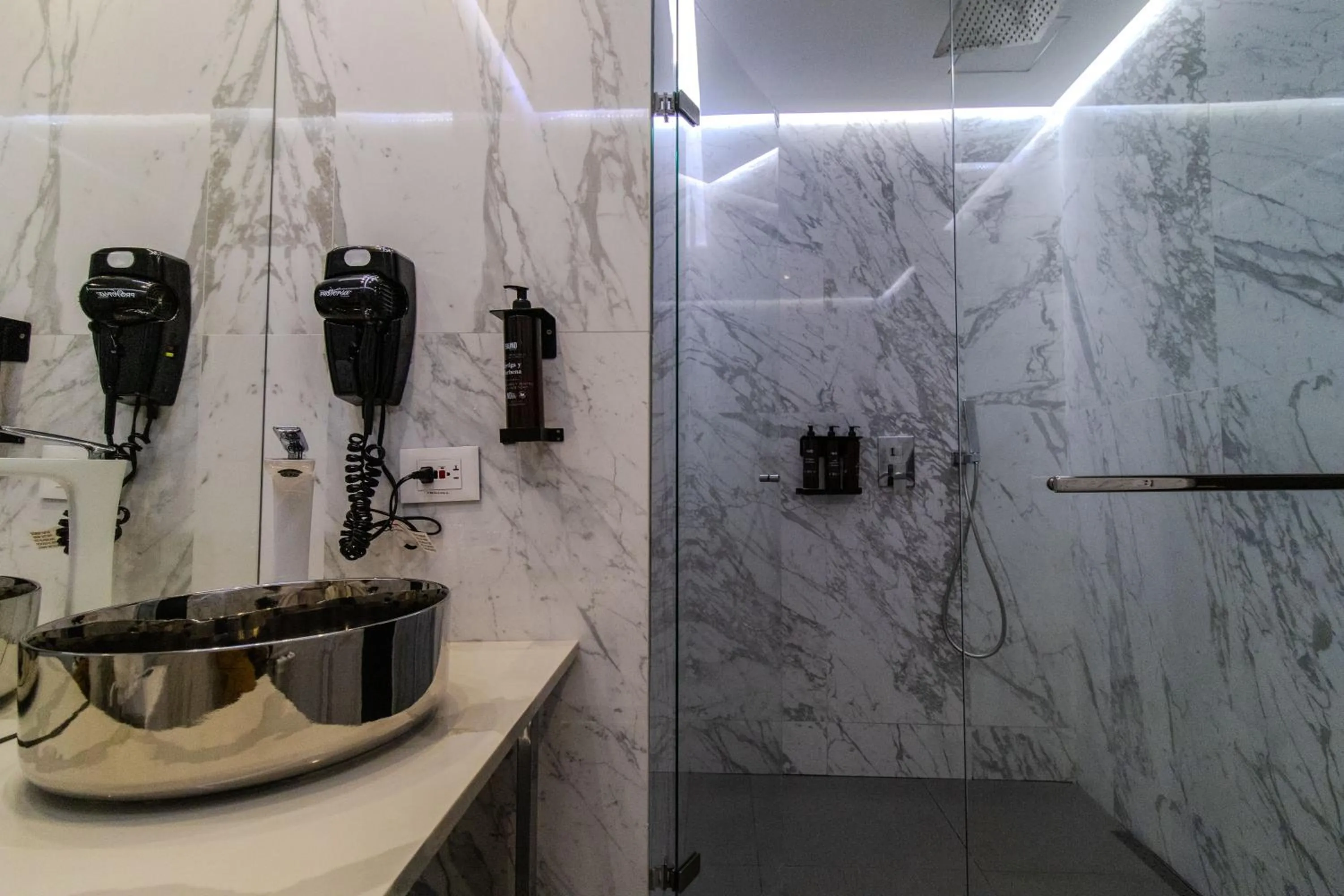 Bathroom in Haven, A Design Hotel