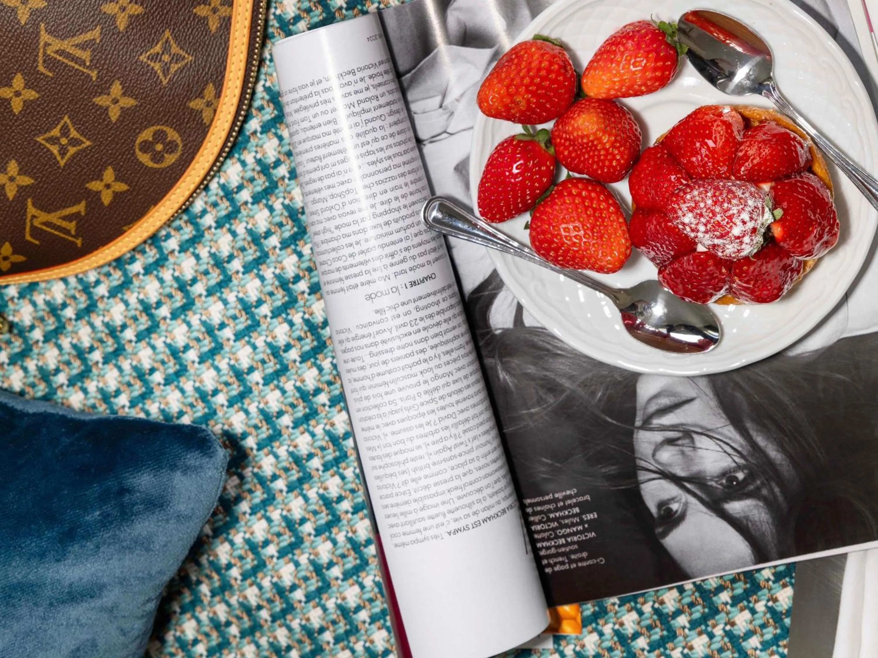 Bedroom in Hotel Mercure La Sorbonne Saint-Germain-des-Prés