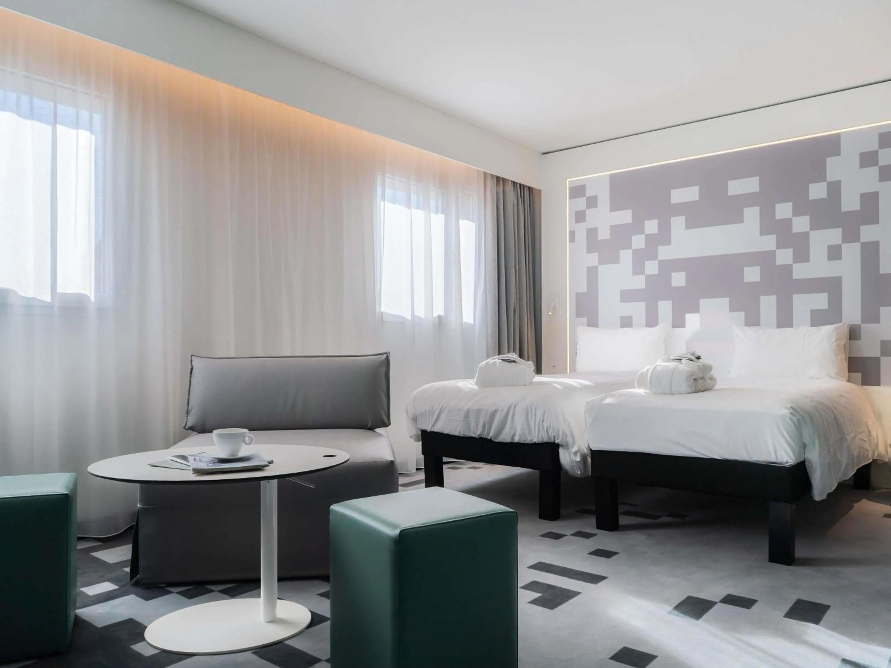 Bedroom, Bed in ibis Styles Béziers Centre