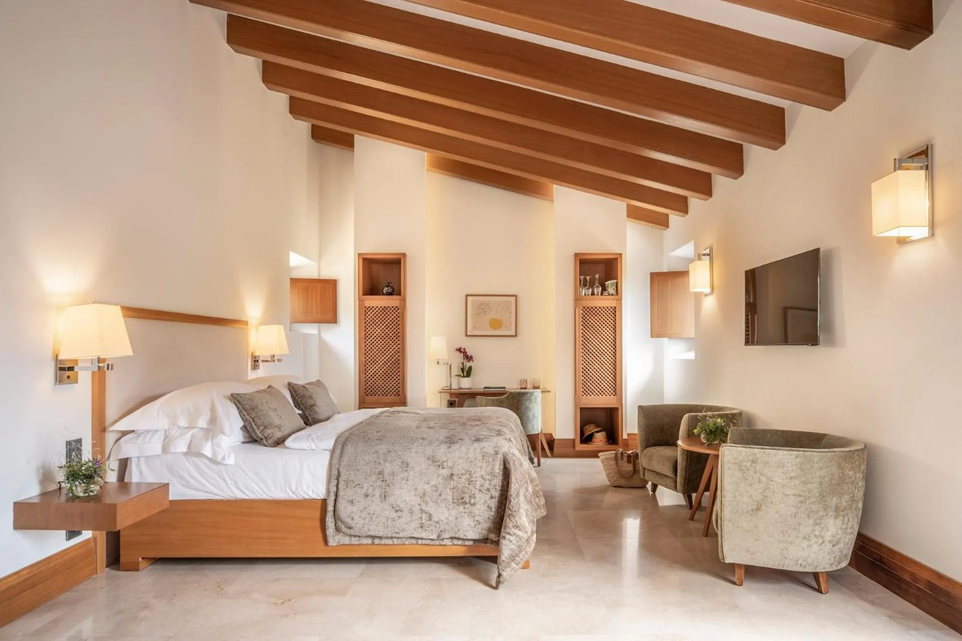 Bed in Castell Son Claret - The Leading Hotels of the World