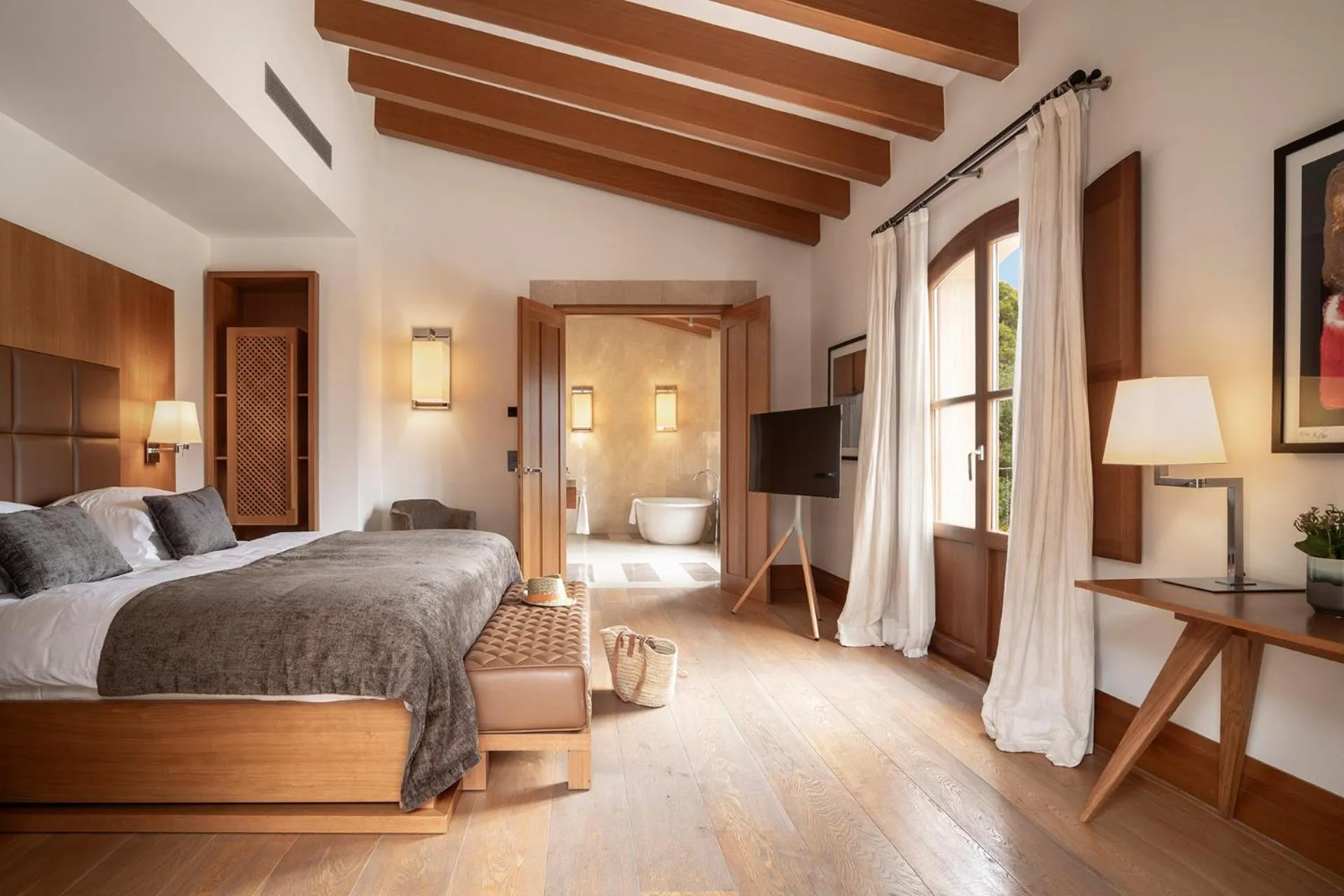 Bed in Castell Son Claret - The Leading Hotels of the World